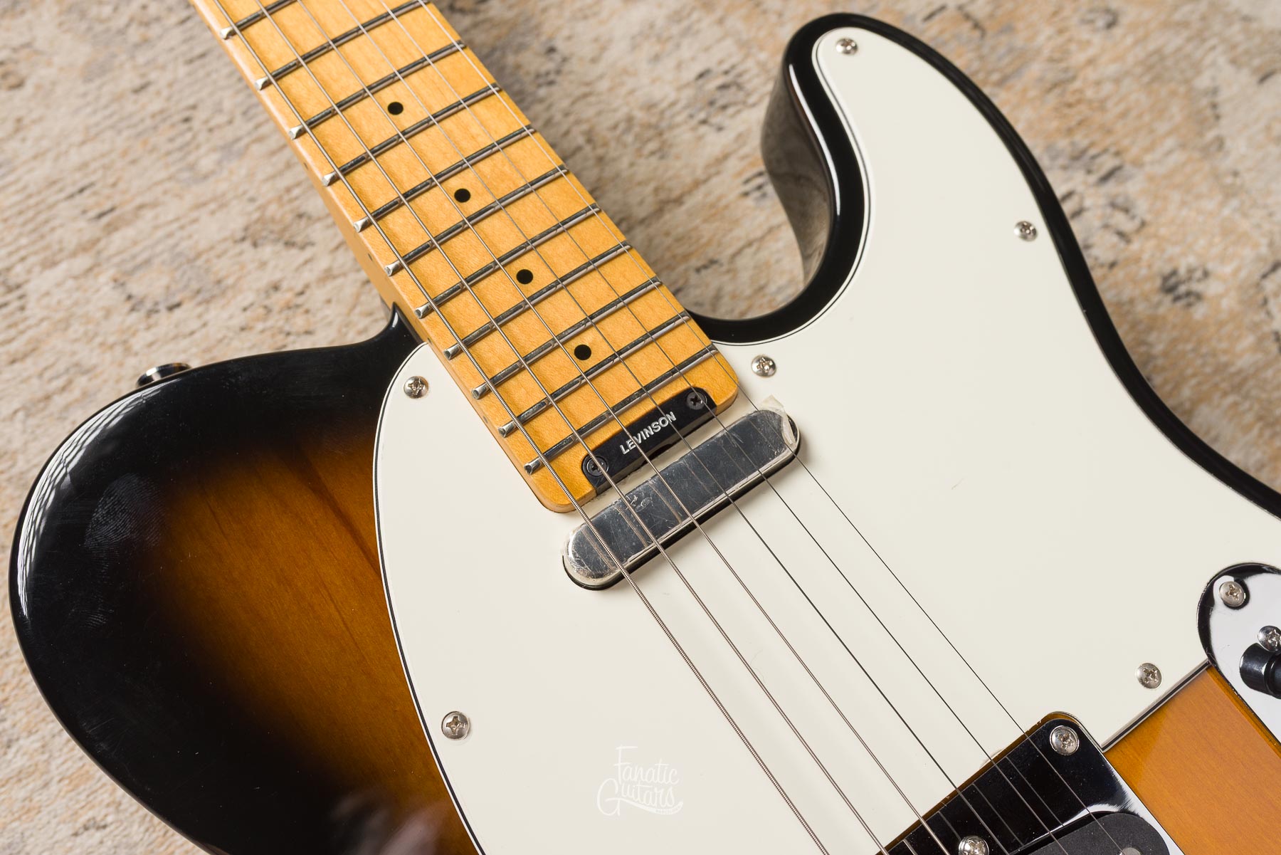 Blade Delta Standard - 2-Tone Sunburst