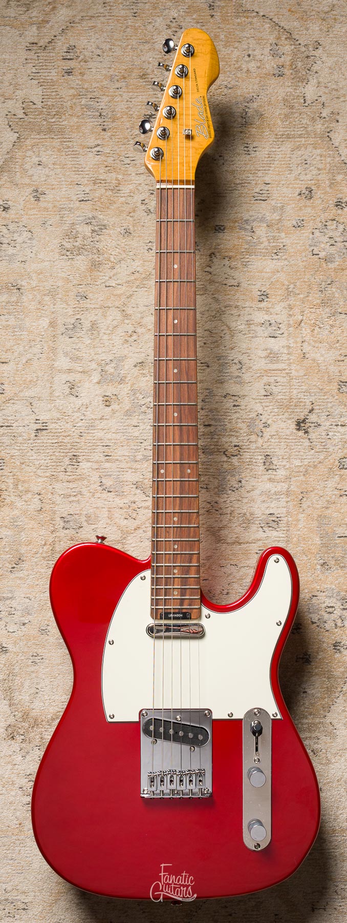 Blade Delta Standard - Candy Apple Red