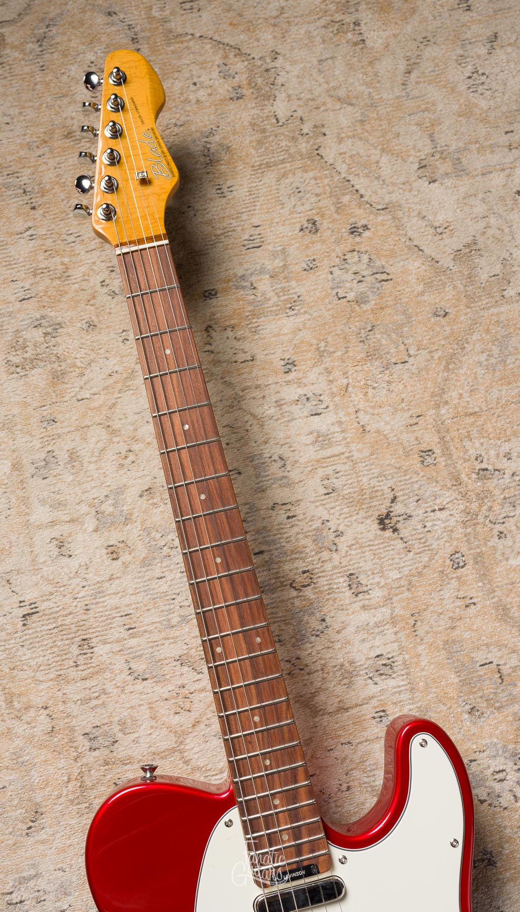 Blade Delta Standard - Candy Apple Red