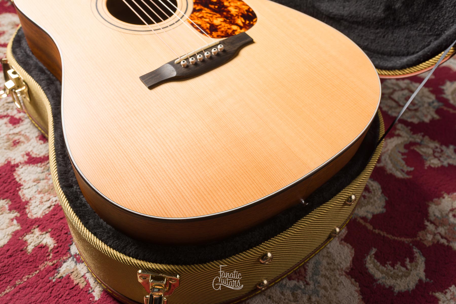 Boucher Genuine Natural Goose Dreadnought #NL1285D Second Hand