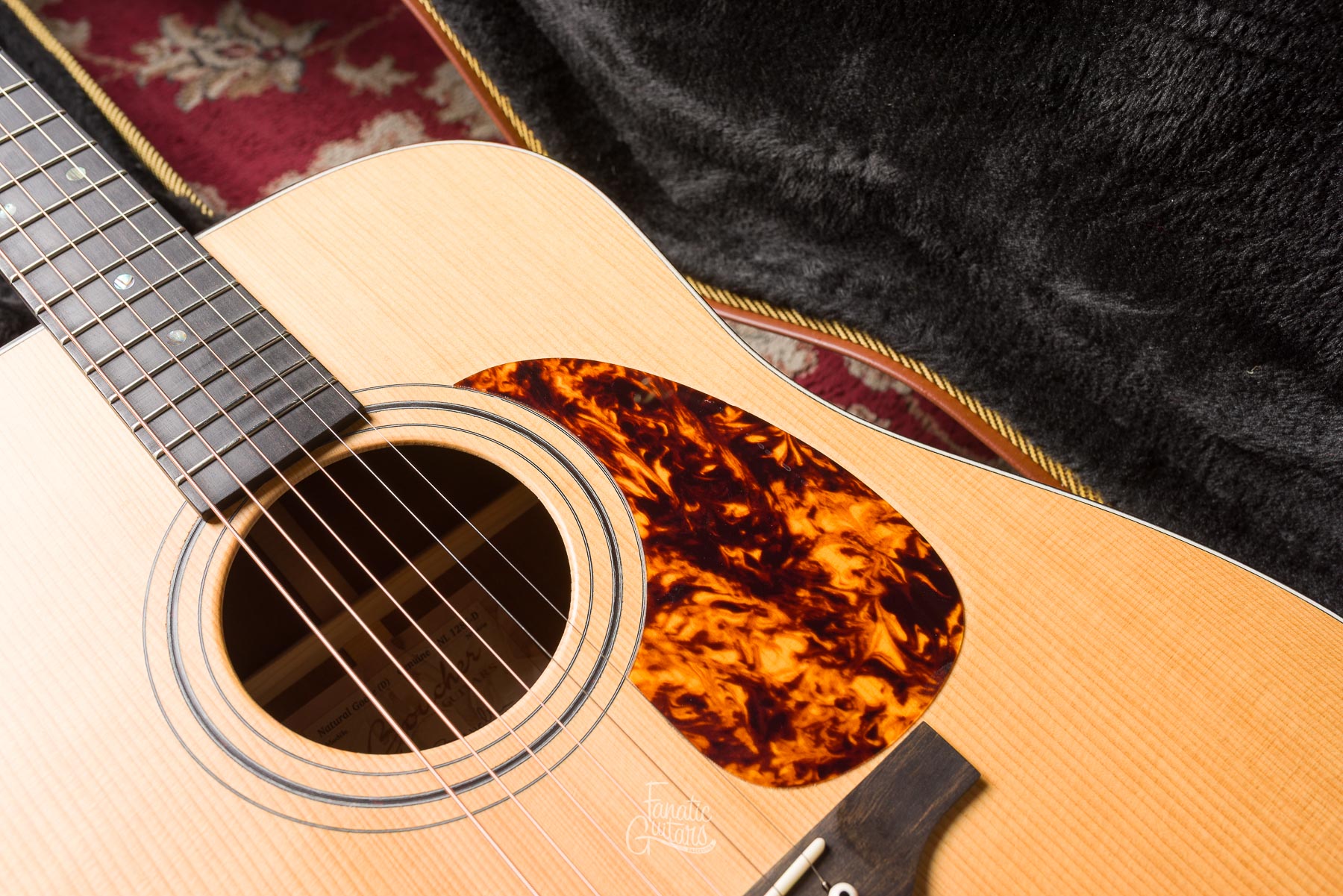 Boucher Genuine Natural Goose Dreadnought #NL1285D Second Hand