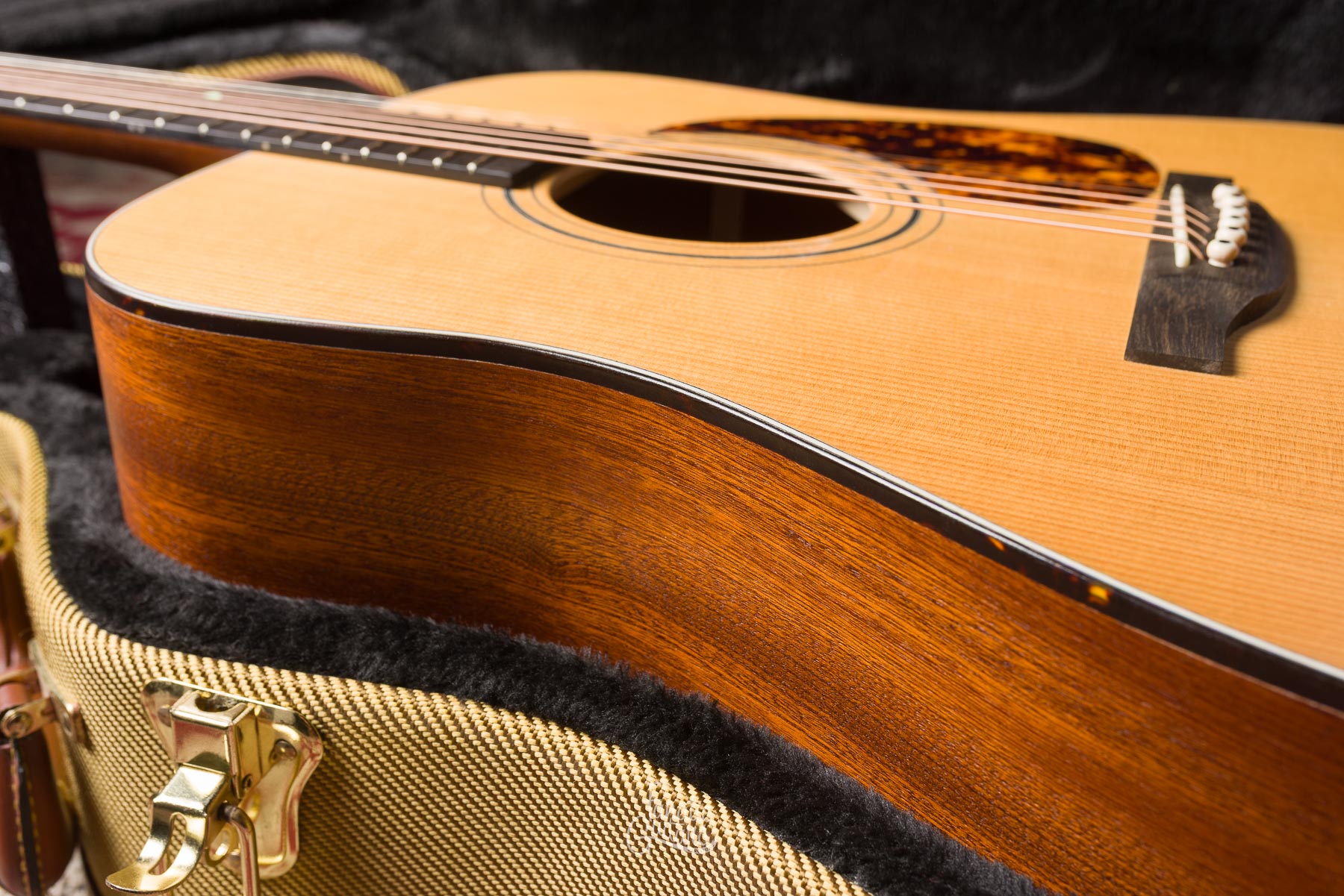 Boucher Genuine Natural Goose Dreadnought #NL1285D Second Hand