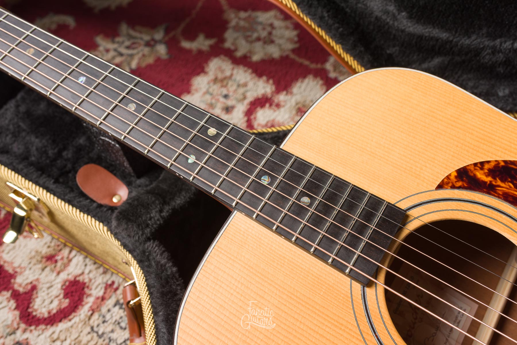 Boucher Genuine Natural Goose Dreadnought #NL1285D Second Hand