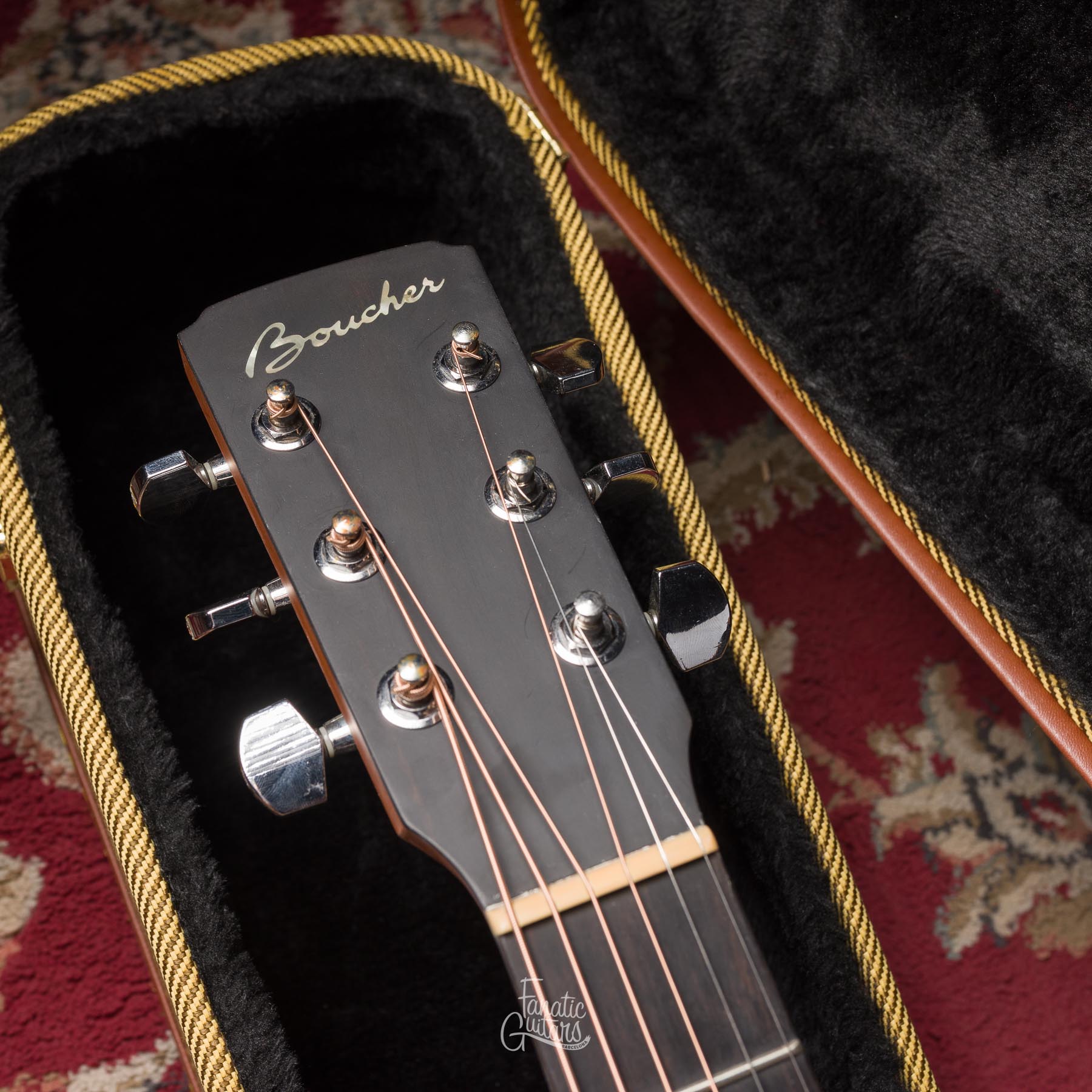 Boucher Genuine Natural Goose Dreadnought #NL1285D Second Hand