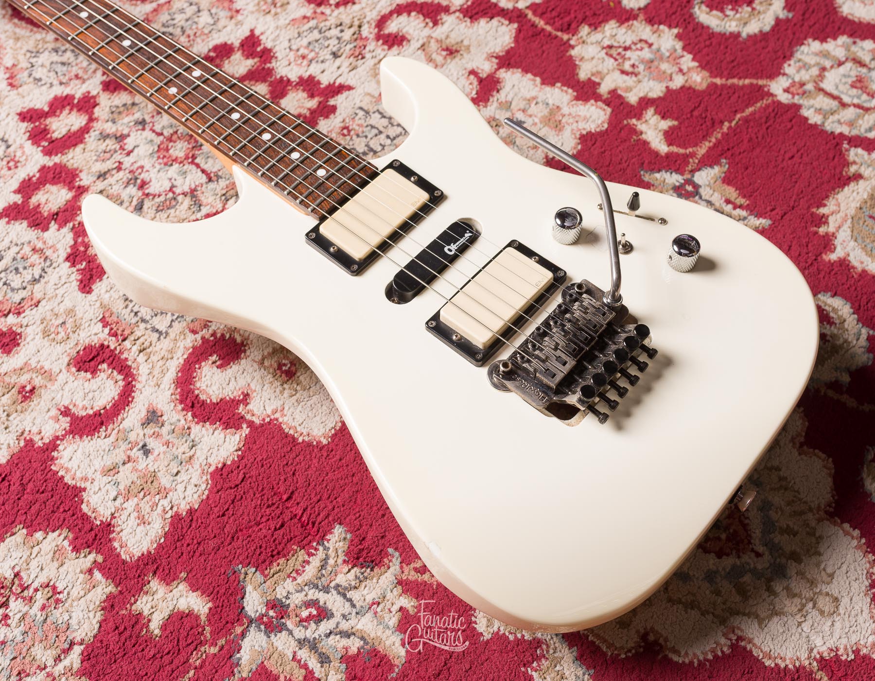 Charvel CX-592 - Off White #378196 Second Hand