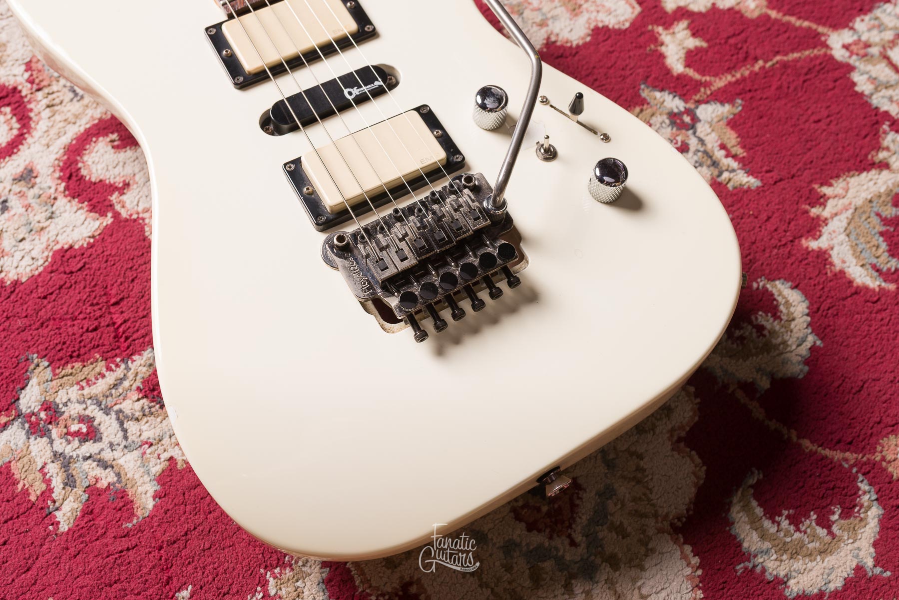 Charvel CX-592 - Off White #378196 Second Hand