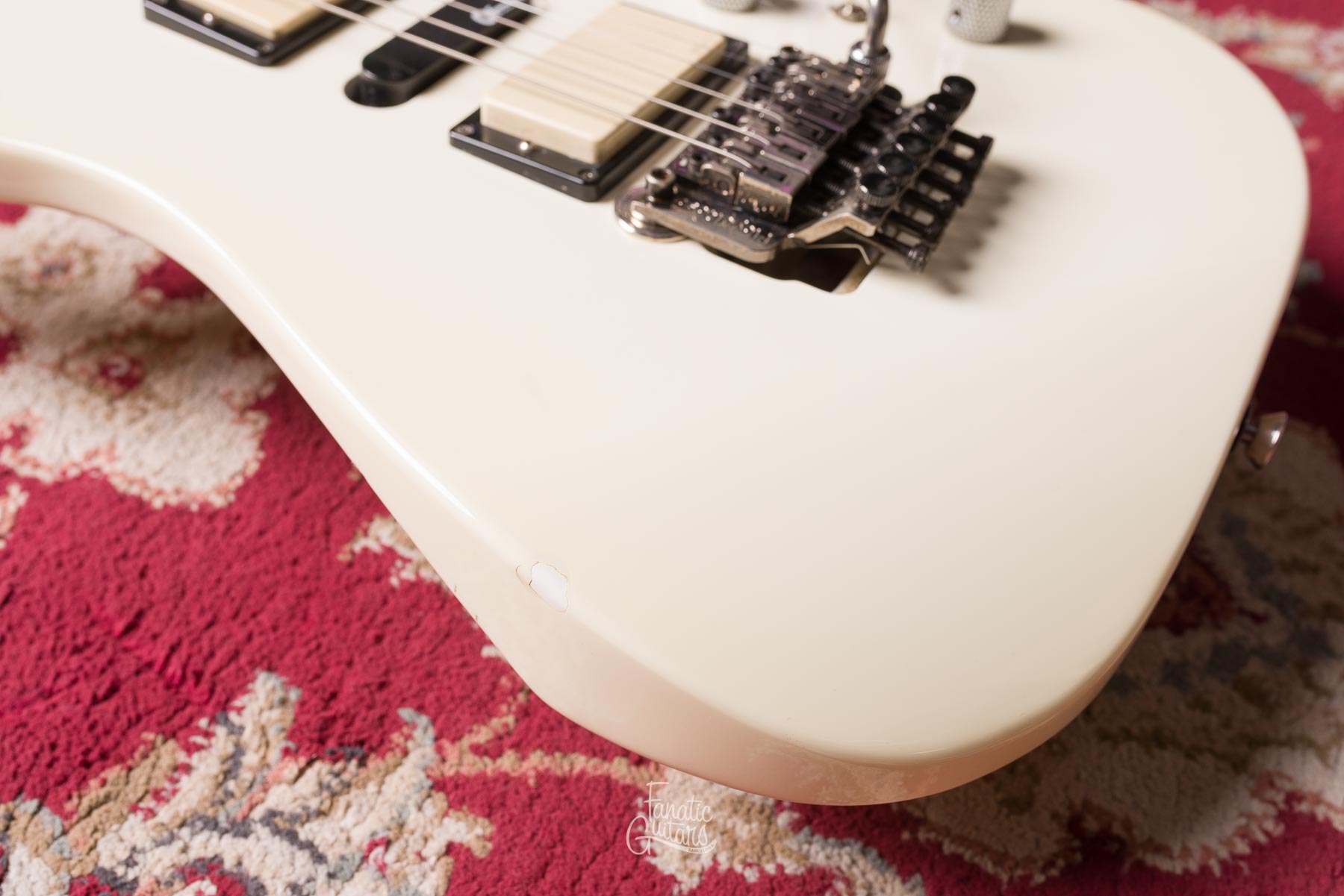 Charvel CX-592 - Off White #378196 Second Hand