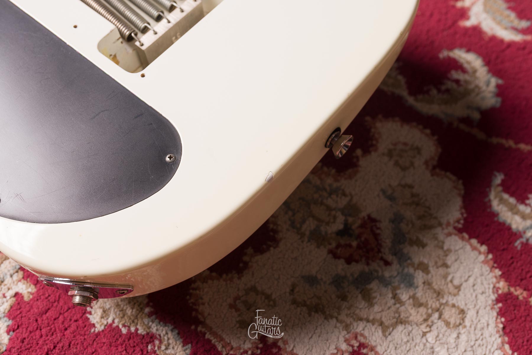 Charvel CX-592 - Off White #378196 Second Hand