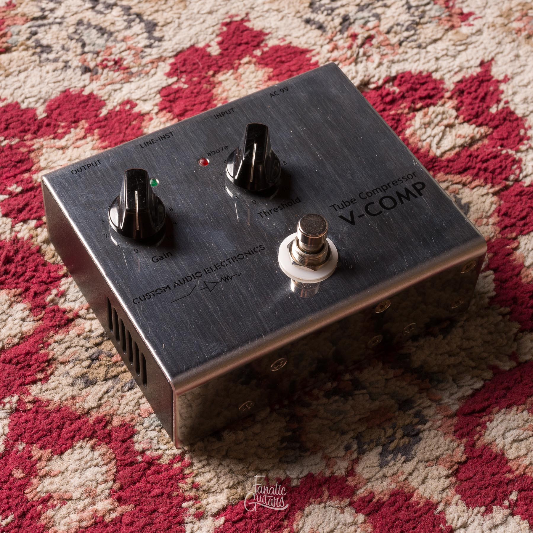Custom Audio Electronics V-Comp Tube Compressor Second Hand