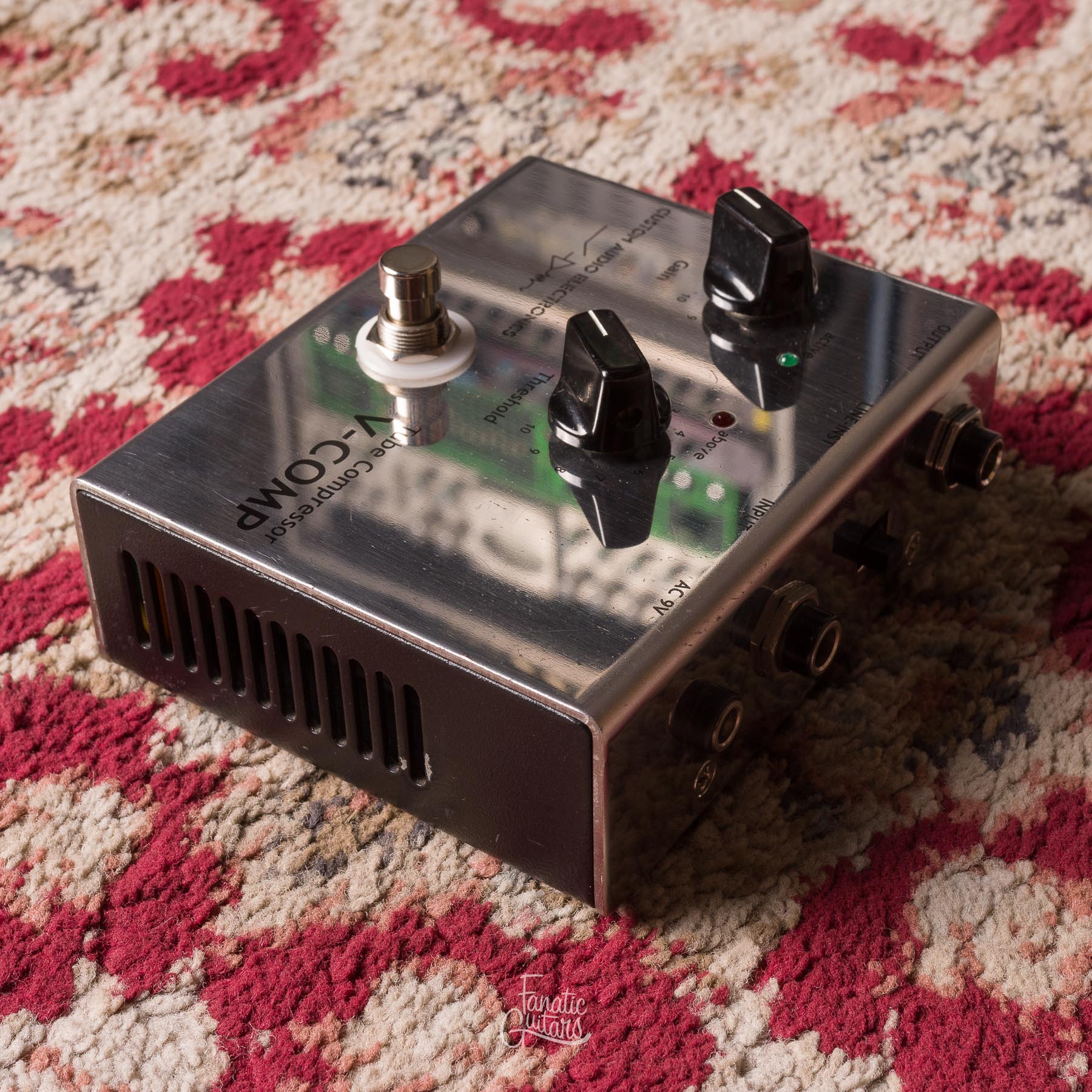 Custom Audio Electronics V-Comp Tube Compressor Second Hand