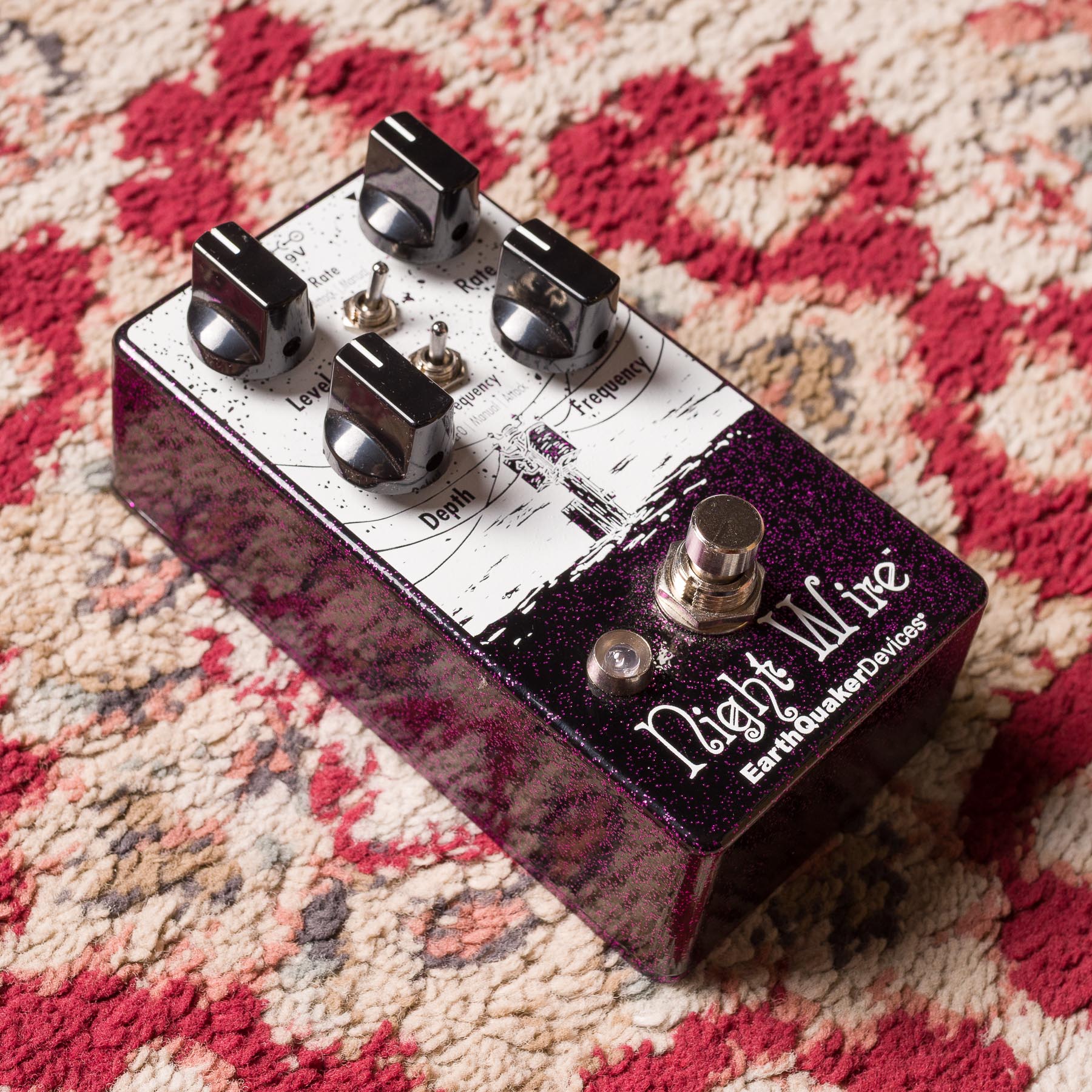 EarthQuaker Devices Night Wire Harmonic Tremolo #2583 Second Hand