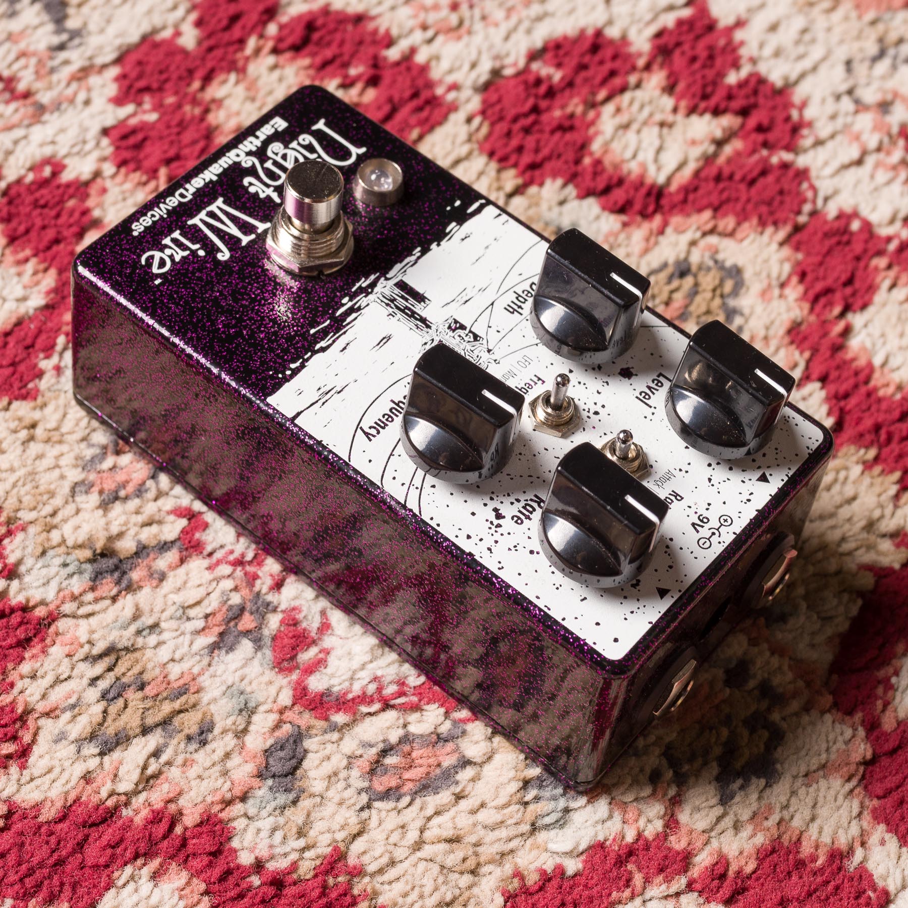 EarthQuaker Devices Night Wire Harmonic Tremolo #2583 Second Hand
