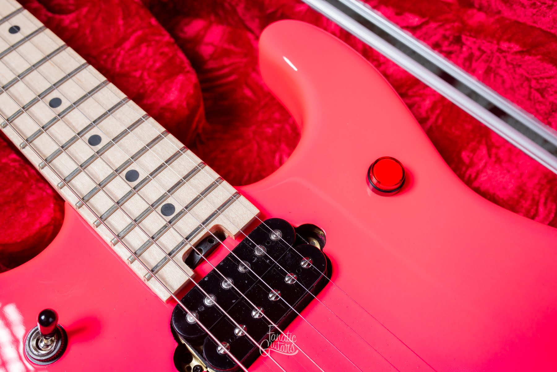 EVH 5150 Standard - Neon Pink #2200558 Second Hand