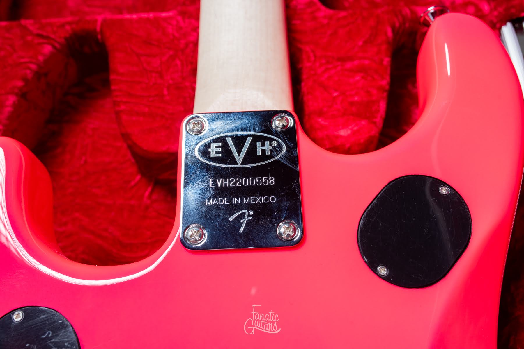 EVH 5150 Standard - Neon Pink #2200558 Second Hand