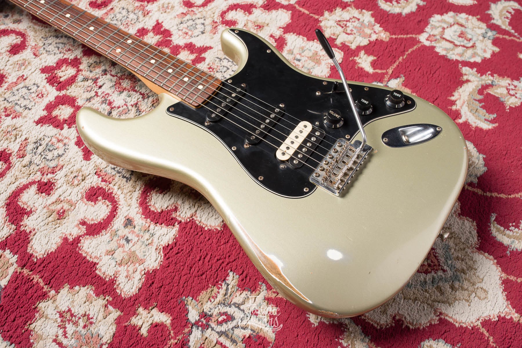 Fender Road Worn Player Stratocaster HSS - Inca SIlver #MX10197167 Second Hand