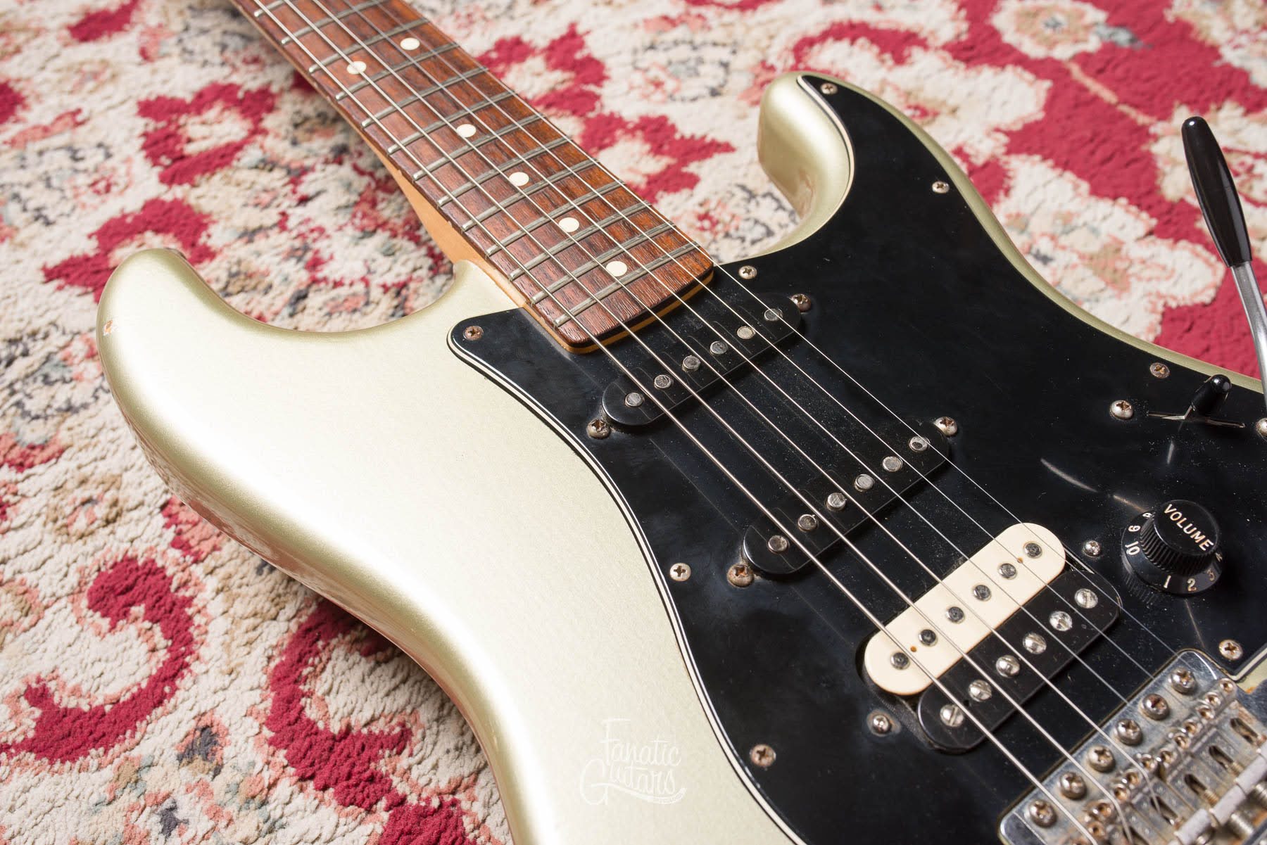 Fender Road Worn Player Stratocaster HSS - Inca SIlver #MX10197167 Second Hand