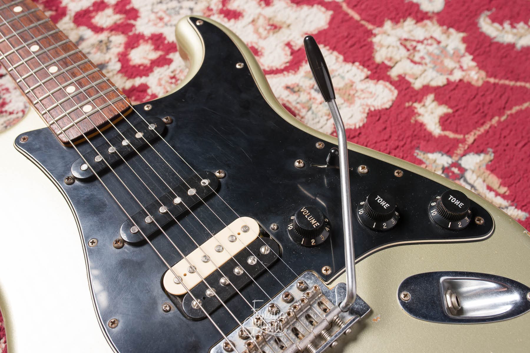 Fender Road Worn Player Stratocaster HSS - Inca SIlver #MX10197167 Second Hand