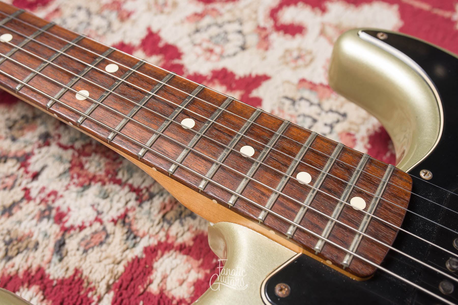 Fender Road Worn Player Stratocaster HSS - Inca SIlver #MX10197167 Second Hand
