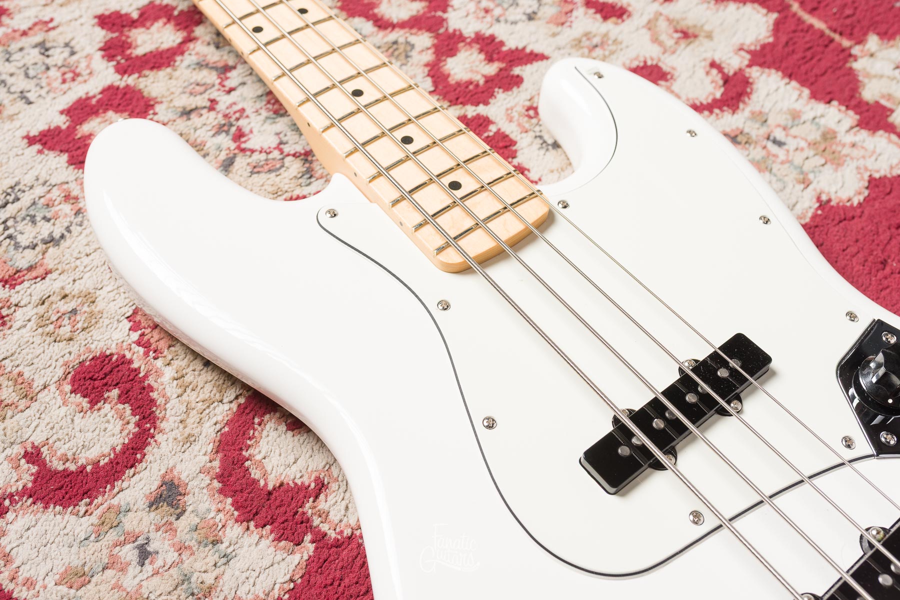 Fender Player Jazz Bass Pearl White #MX23120326 Segunda Mano