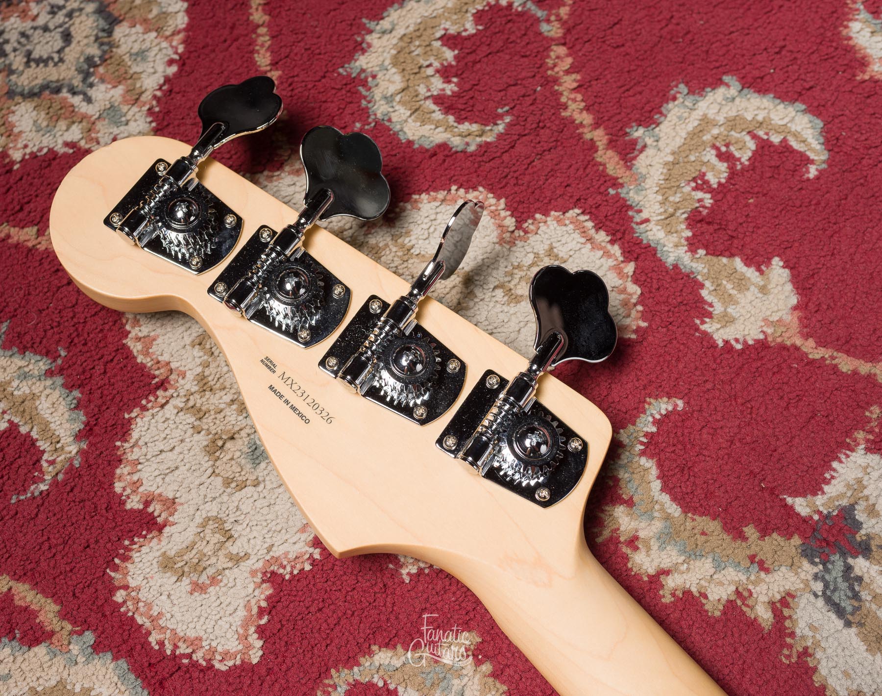 Fender Player Jazz Bass Pearl White #MX23120326 Segunda Mano