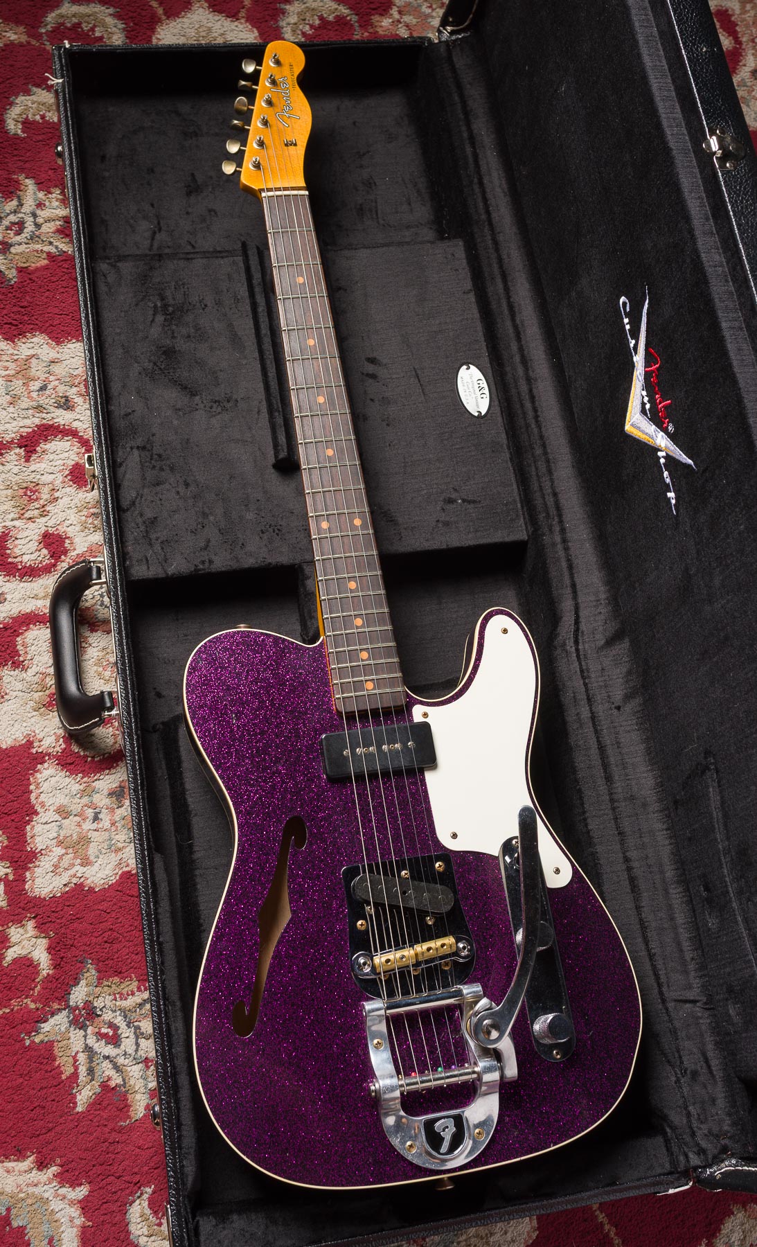 Fender Custom Shop Limited P90 Thinline Journeyman Relic - Magenta Sparkle #CZ580093 Segunda Mano