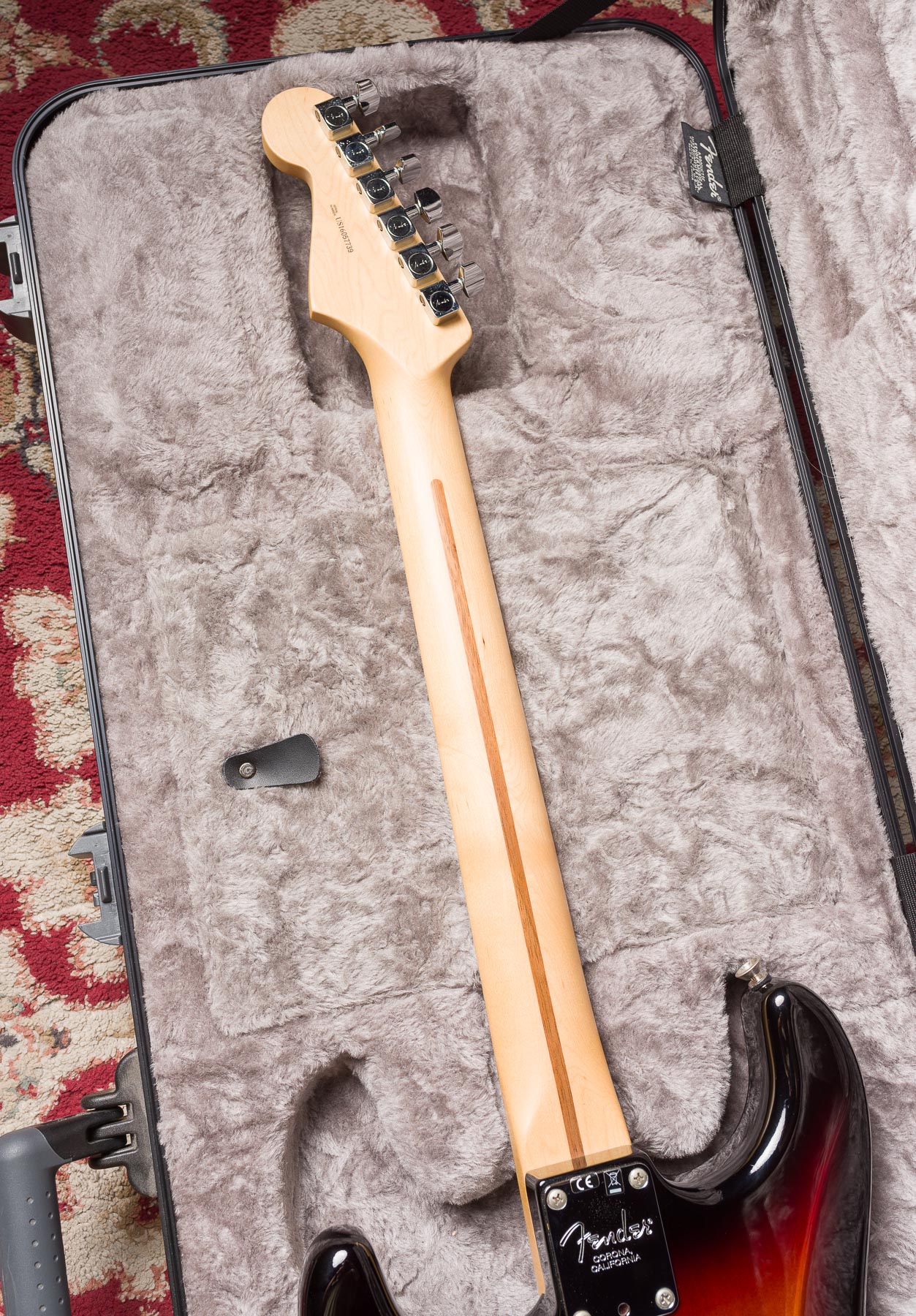 Fender American Professional Stratocaster - 3-Color Sunburst #US16057739 Segunda Mano