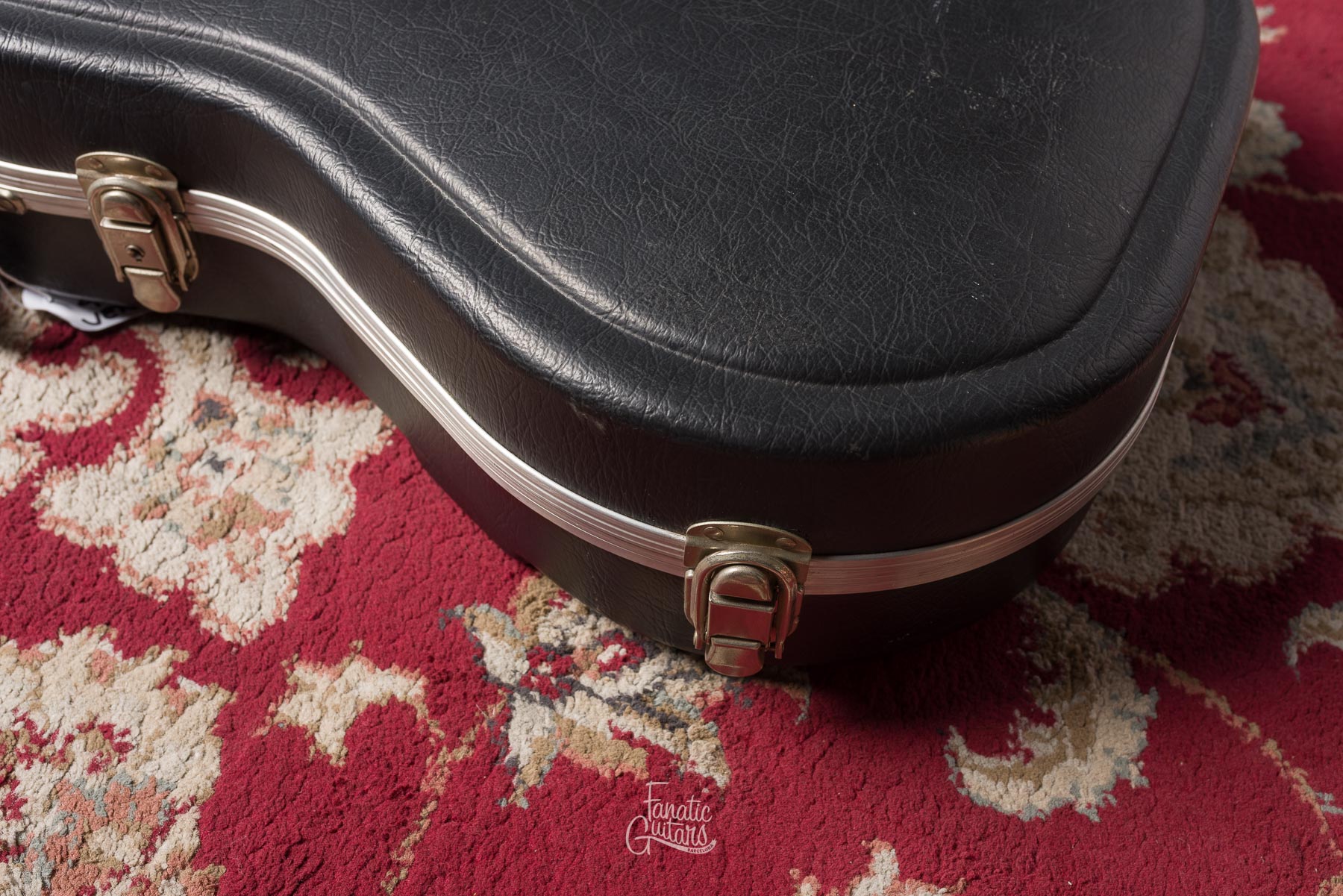 Fender Estuche Moldeado Red Label Segunda Mano
