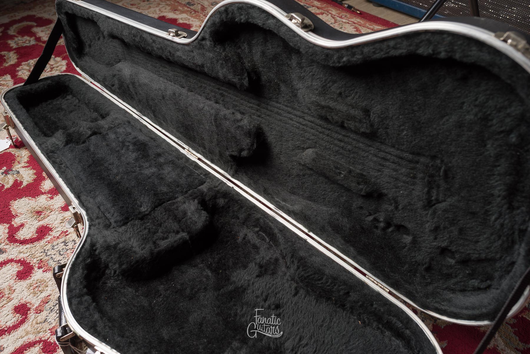 Fender Estuche Moldeado Red Label Segunda Mano