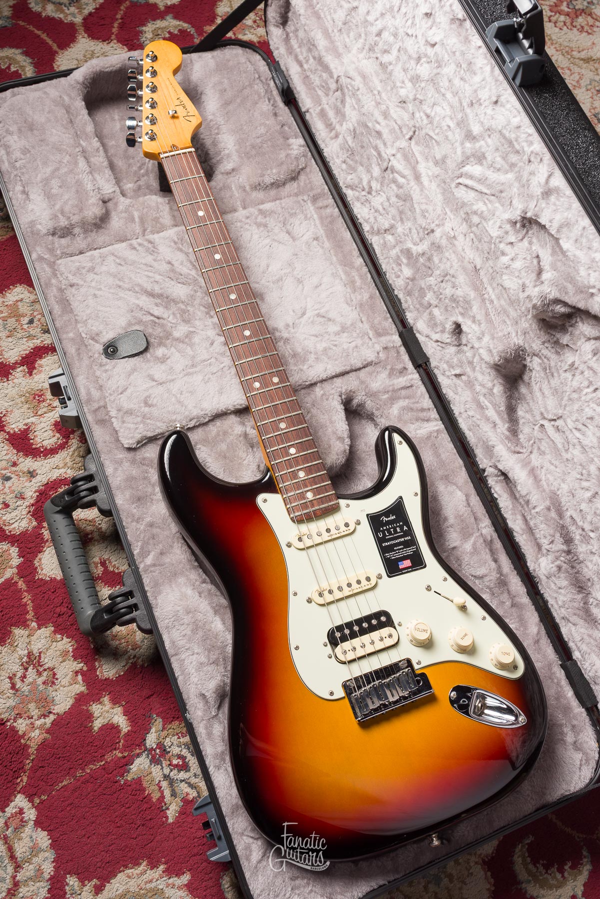 Fender American Ultra Stratocaster HSS - Ultraburst #US22062646 Second Hand