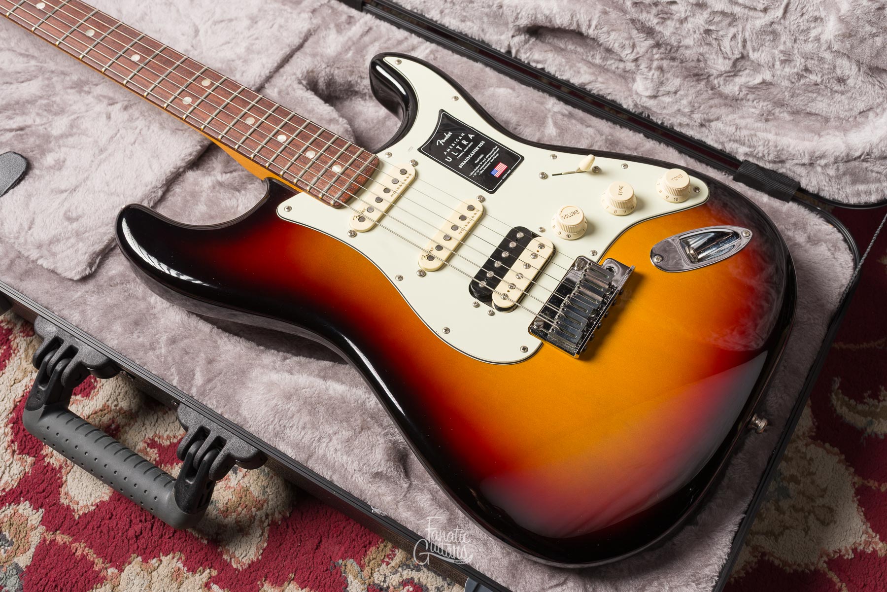 Fender American Ultra Stratocaster HSS - Ultraburst #US22062646 Second Hand