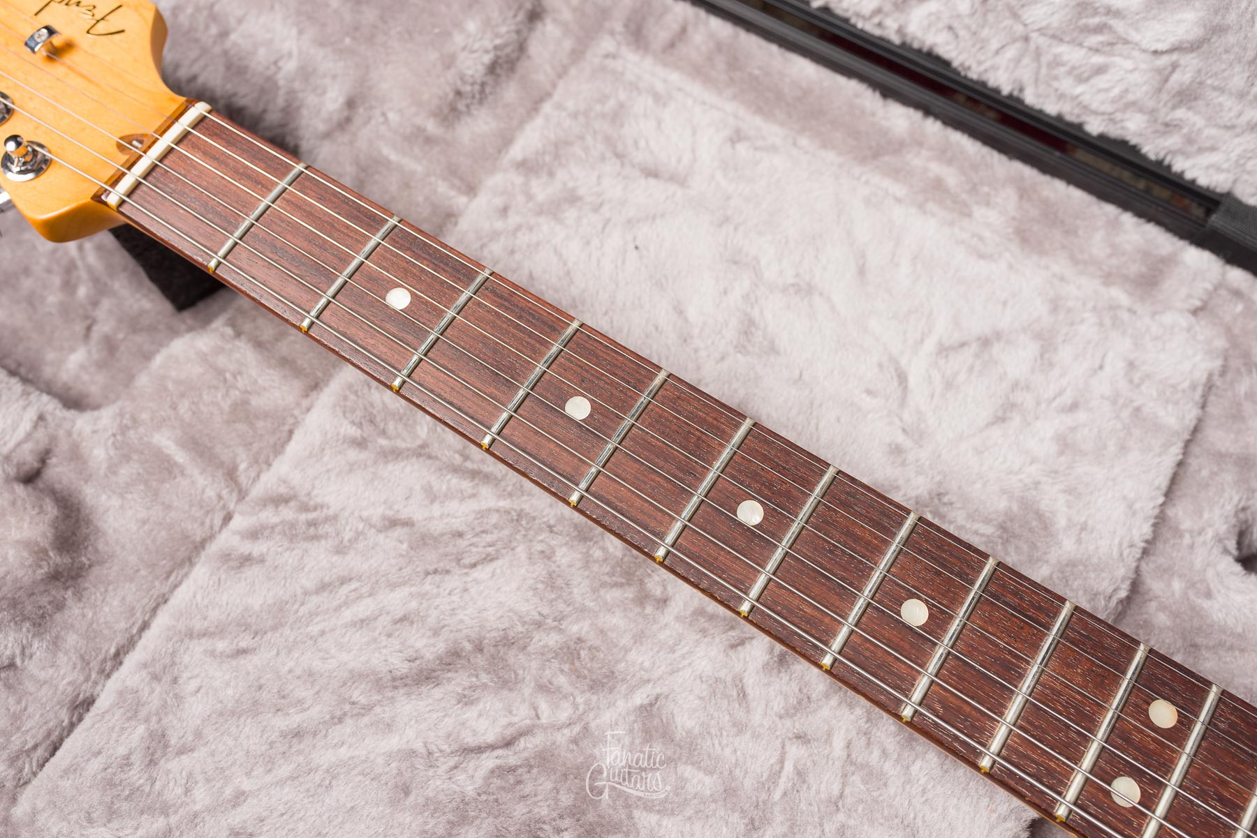 Fender American Ultra Stratocaster HSS - Ultraburst #US22062646 Second Hand