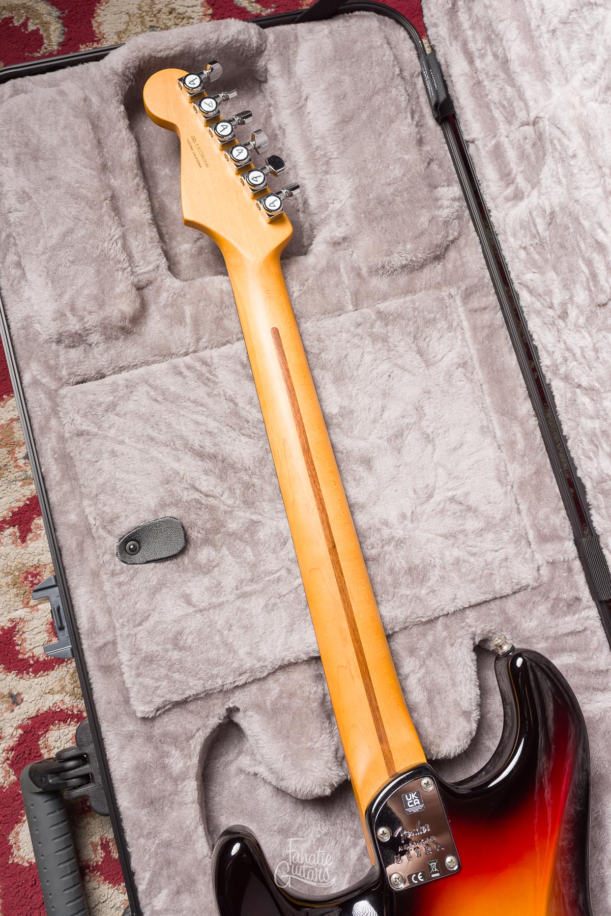 Fender American Ultra Stratocaster HSS - Ultraburst #US22062646 Second Hand