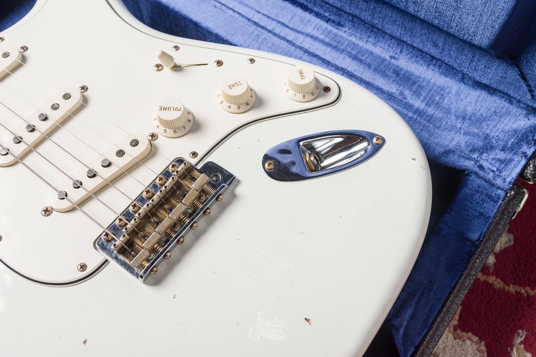 Fender Custom Shop LTD 69 Stratocaster Journeyman Relic - Olympic White #CZ563780 Second Hand