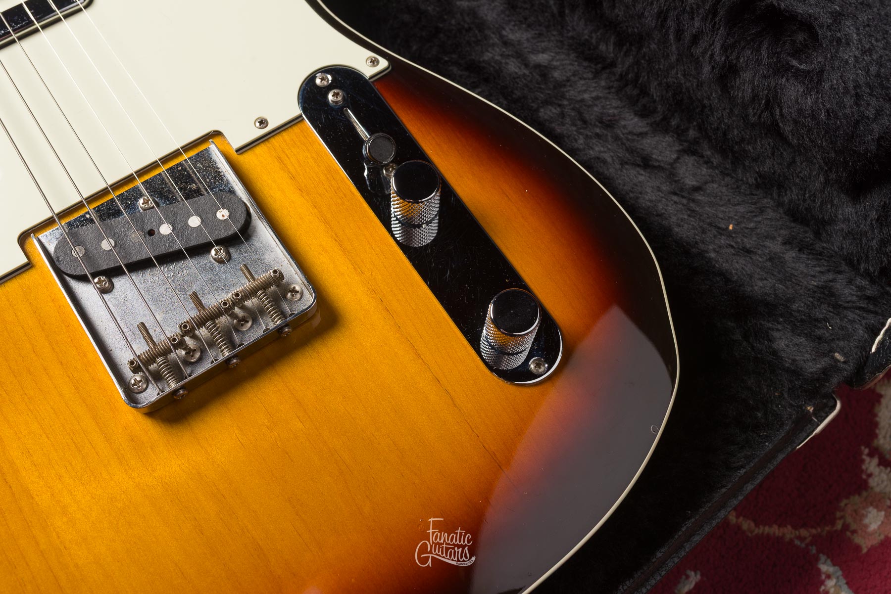 Fender Telecaster Custom MIJ - 3-Tone Sunburst #T026703 Second Hand