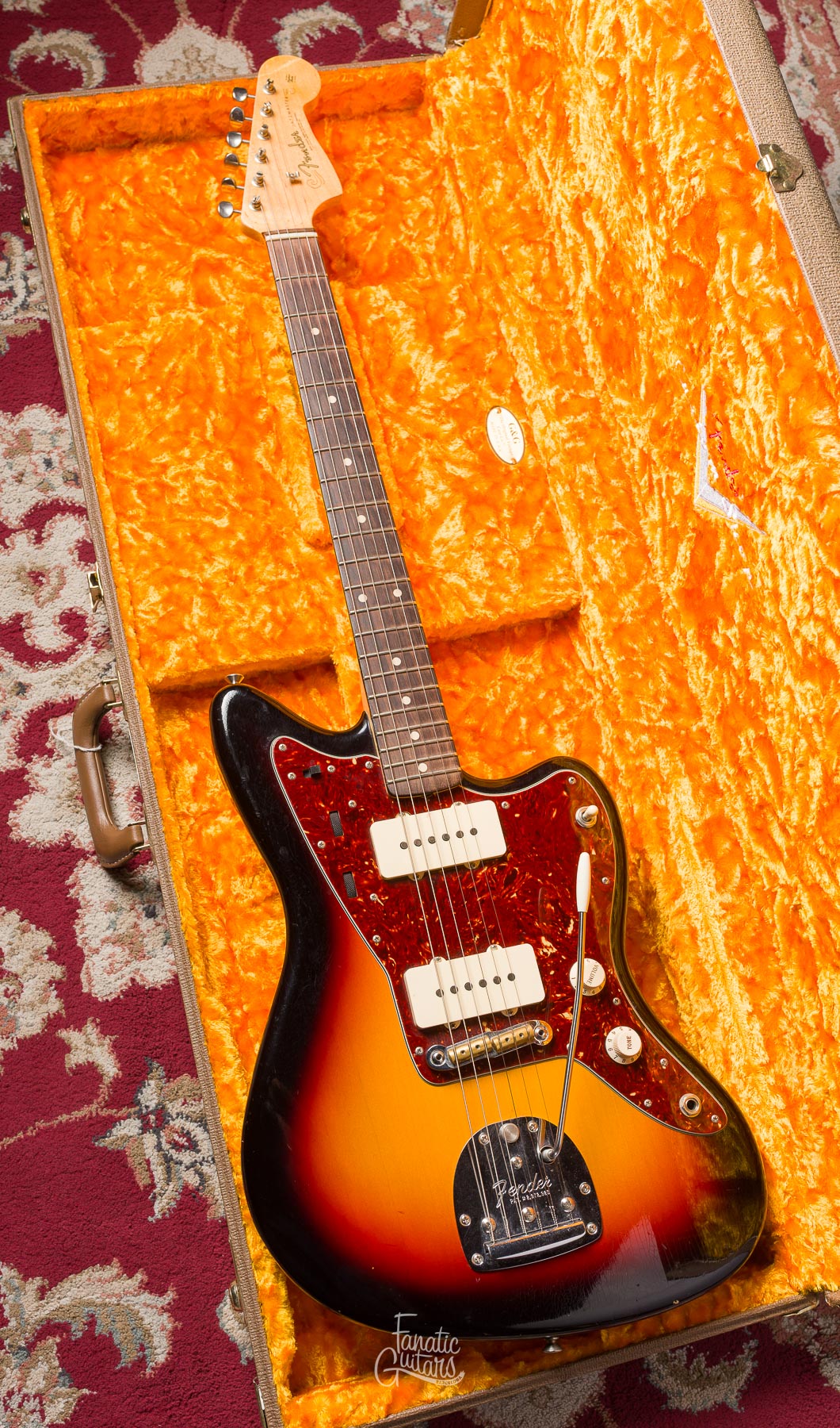 Fender Custom Shop Jazzmaster 62' LCC - 3-Tone Sunburst #R89079 Segunda Mano