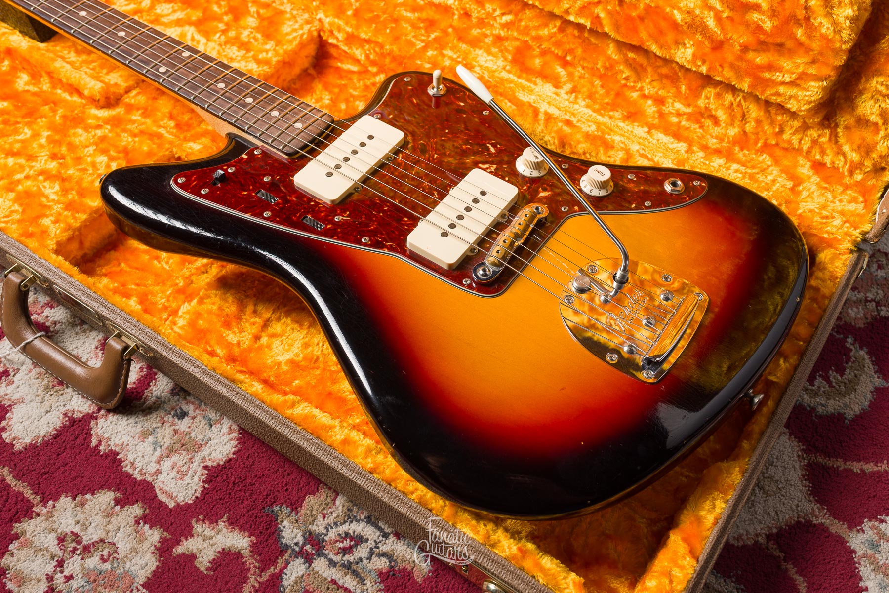Fender Custom Shop Jazzmaster 62' LCC - 3-Tone Sunburst #R89079 Segunda Mano