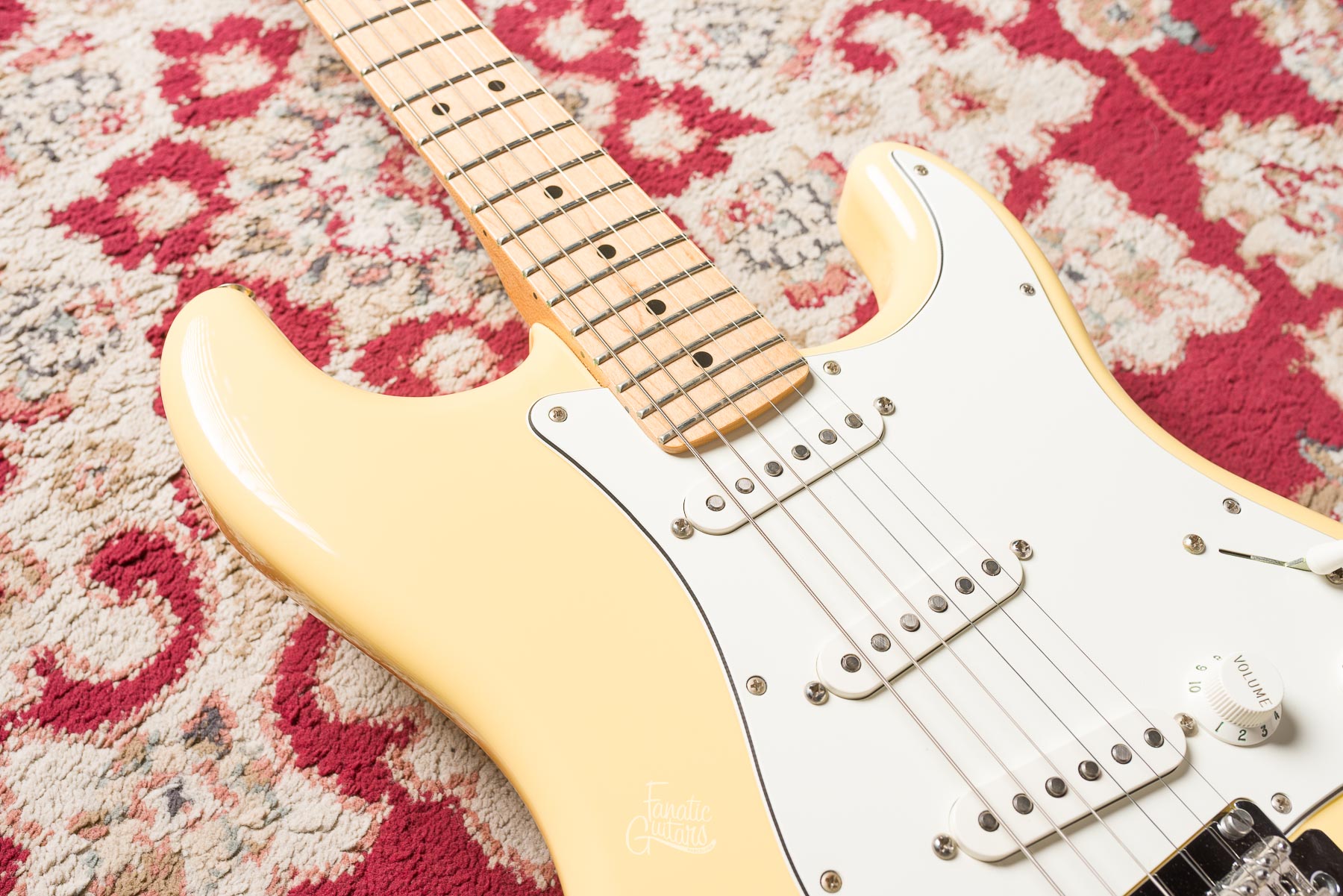 Fender Player Stratocaster - Buttercream #MX20103617 Second Hand