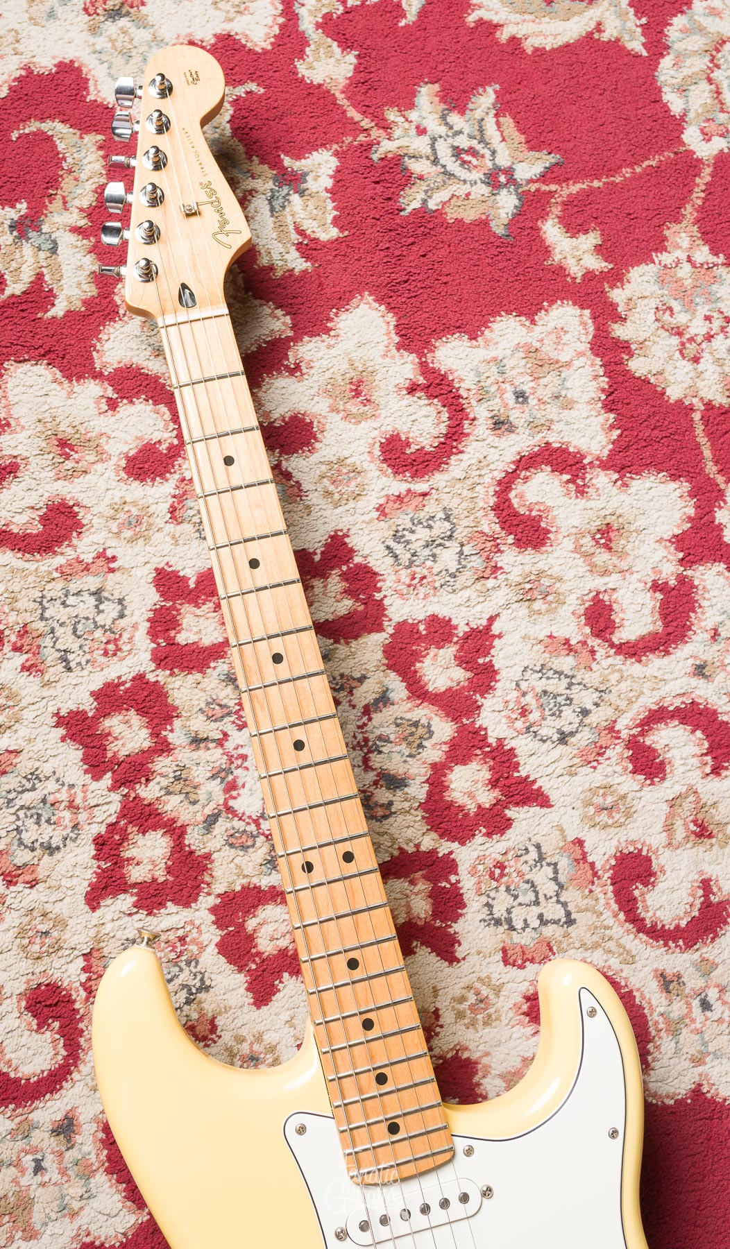 Fender Player Stratocaster - Buttercream #MX20103617 Second Hand
