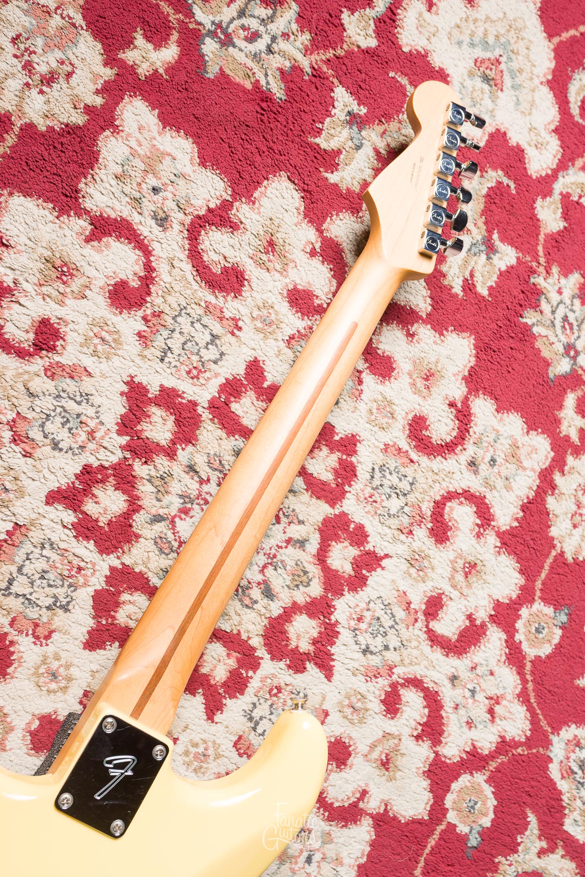 Fender Player Stratocaster - Buttercream #MX20103617 Second Hand