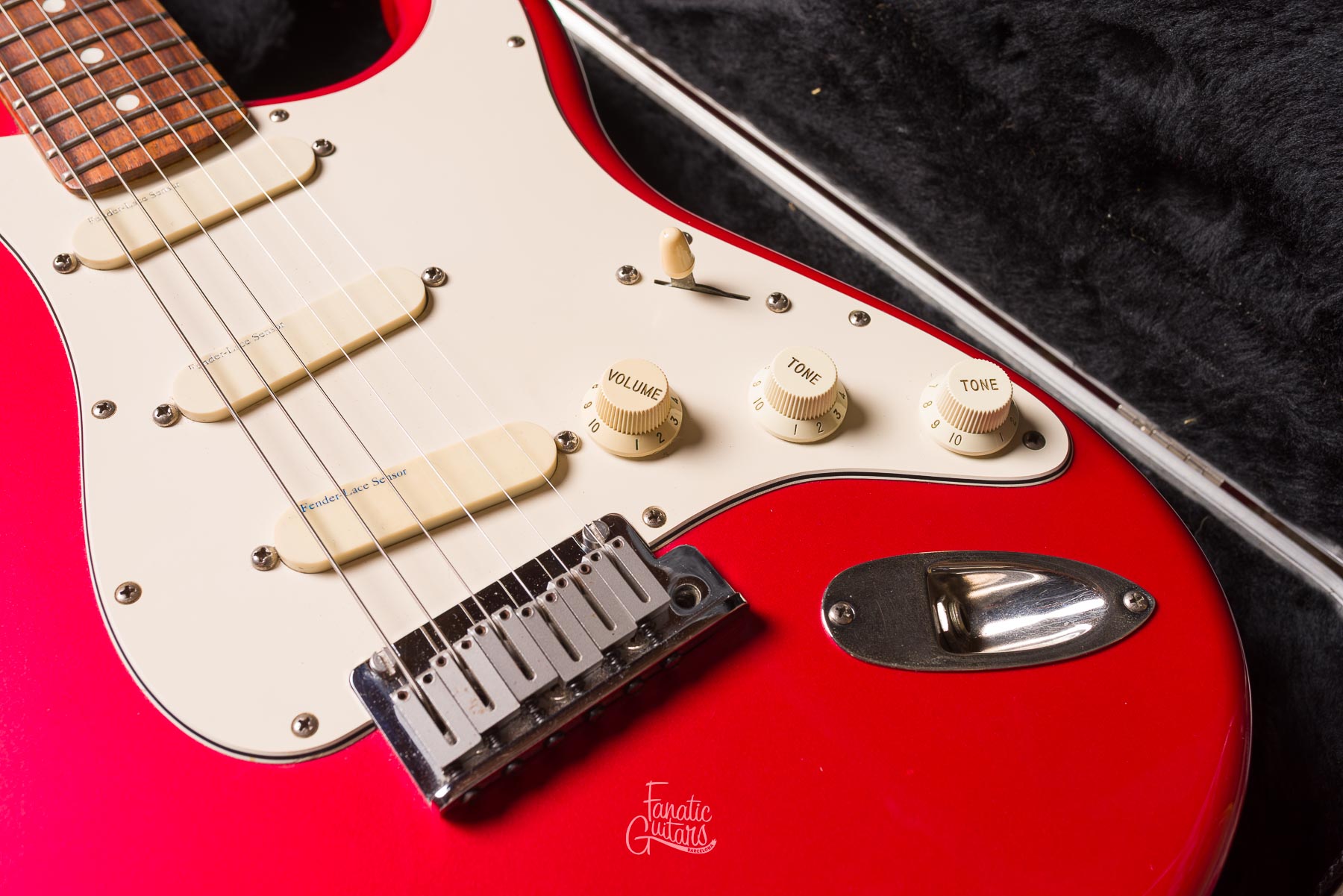 Fender Deluxe Stratocaster Plus 1991 - Red #N1010855 Segunda Mano