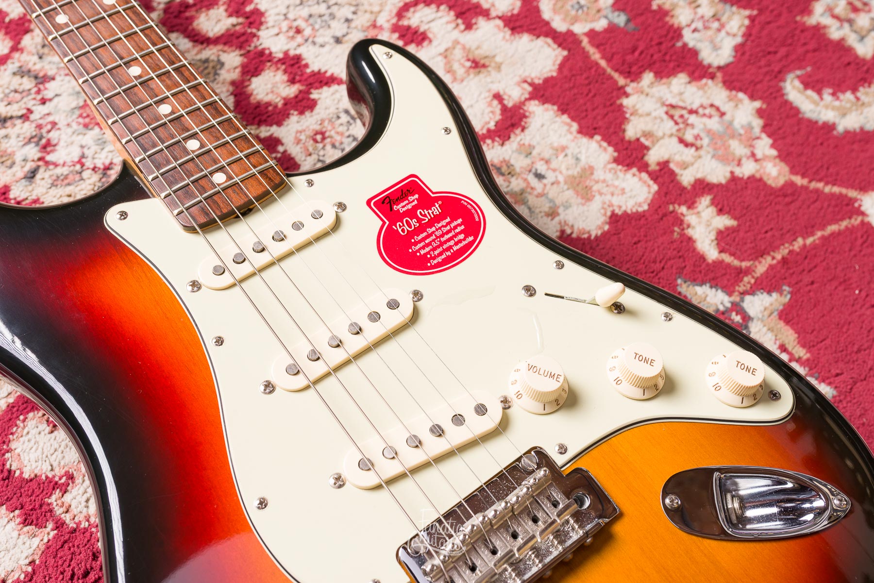 Fender Classic Player '60s Stratocaster - 3-Color Sunburst #MZ7017045 Second Hand