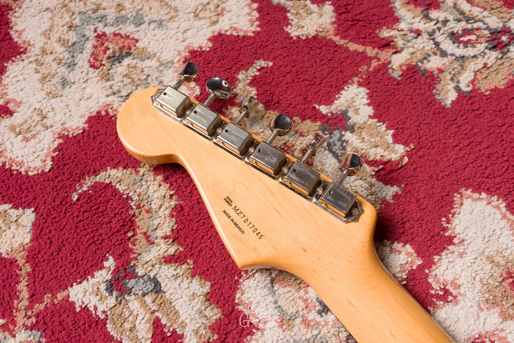 Fender Classic Player '60s Stratocaster - 3-Color Sunburst #MZ7017045 Second Hand