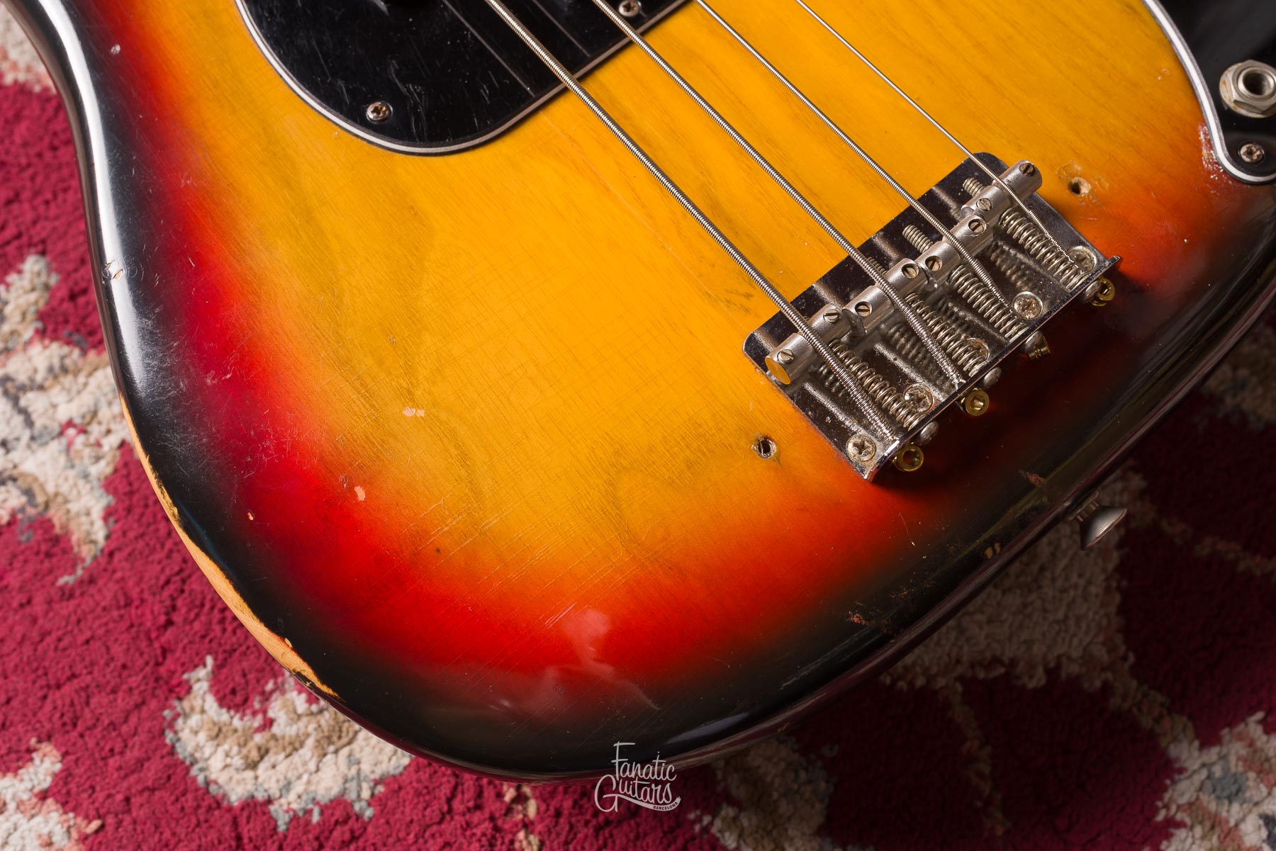 Fender Precision Bass 1975 - Sunburst #626430 Second Hand