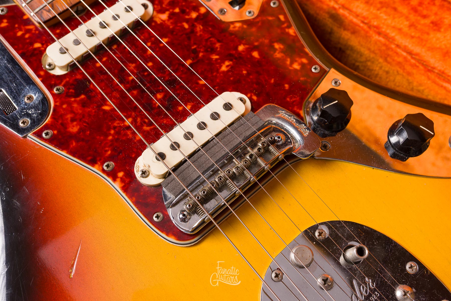 Fender Jaguar 1965 Sunburst #L90134 Second Hand