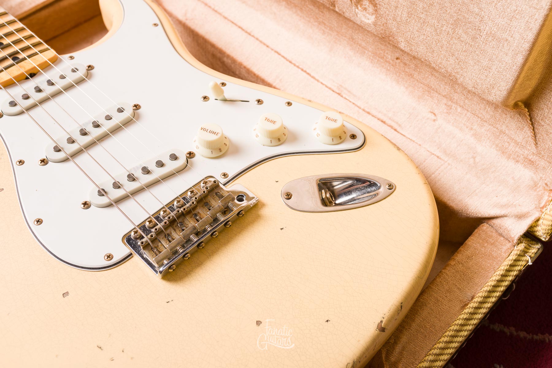 Fender Custom Shop Yngwie Malmsteen Stratocaster - Vintage White Heavy Relic