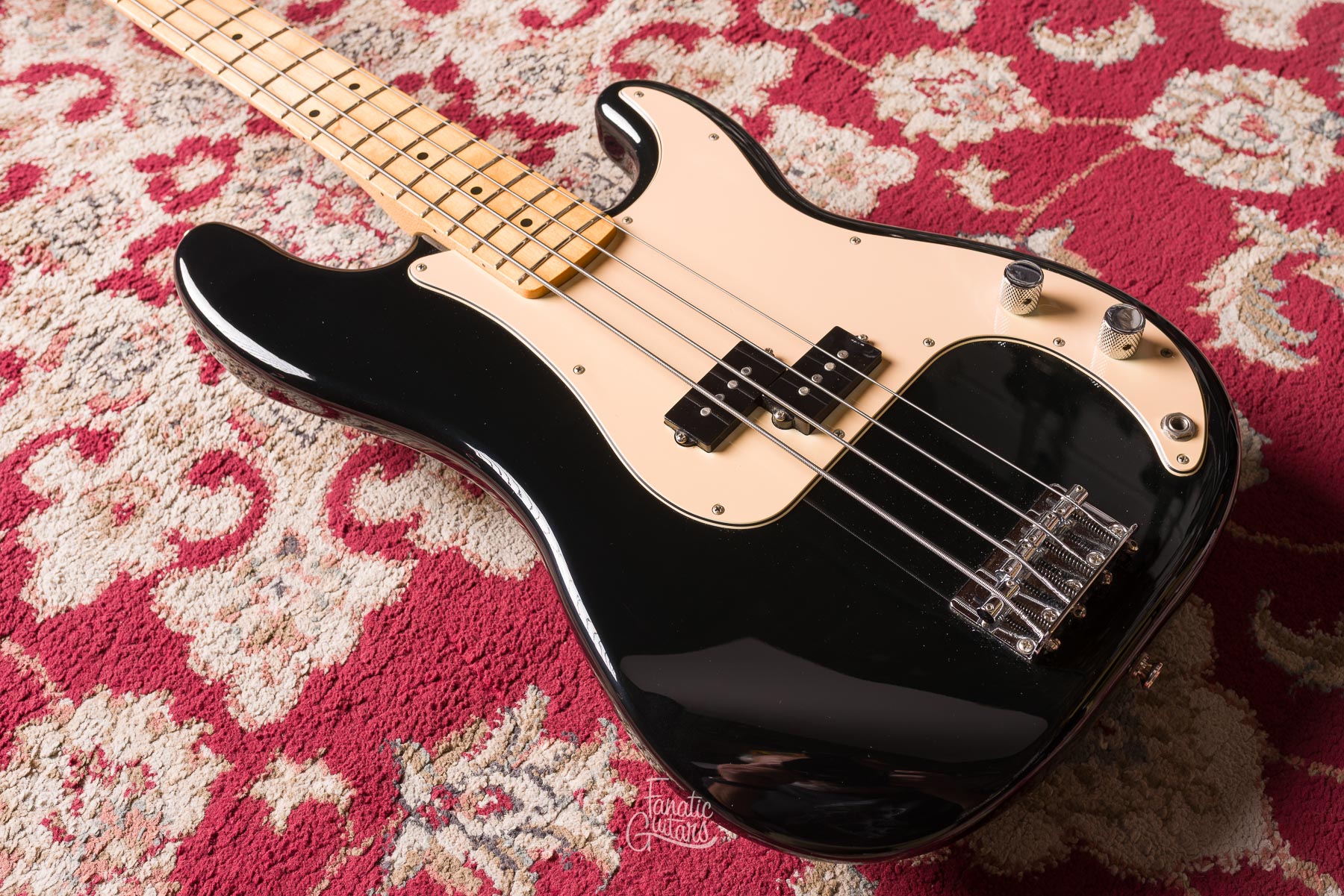 Fender Standard Precision Bass - Black #MX15659146 Segunda Mano