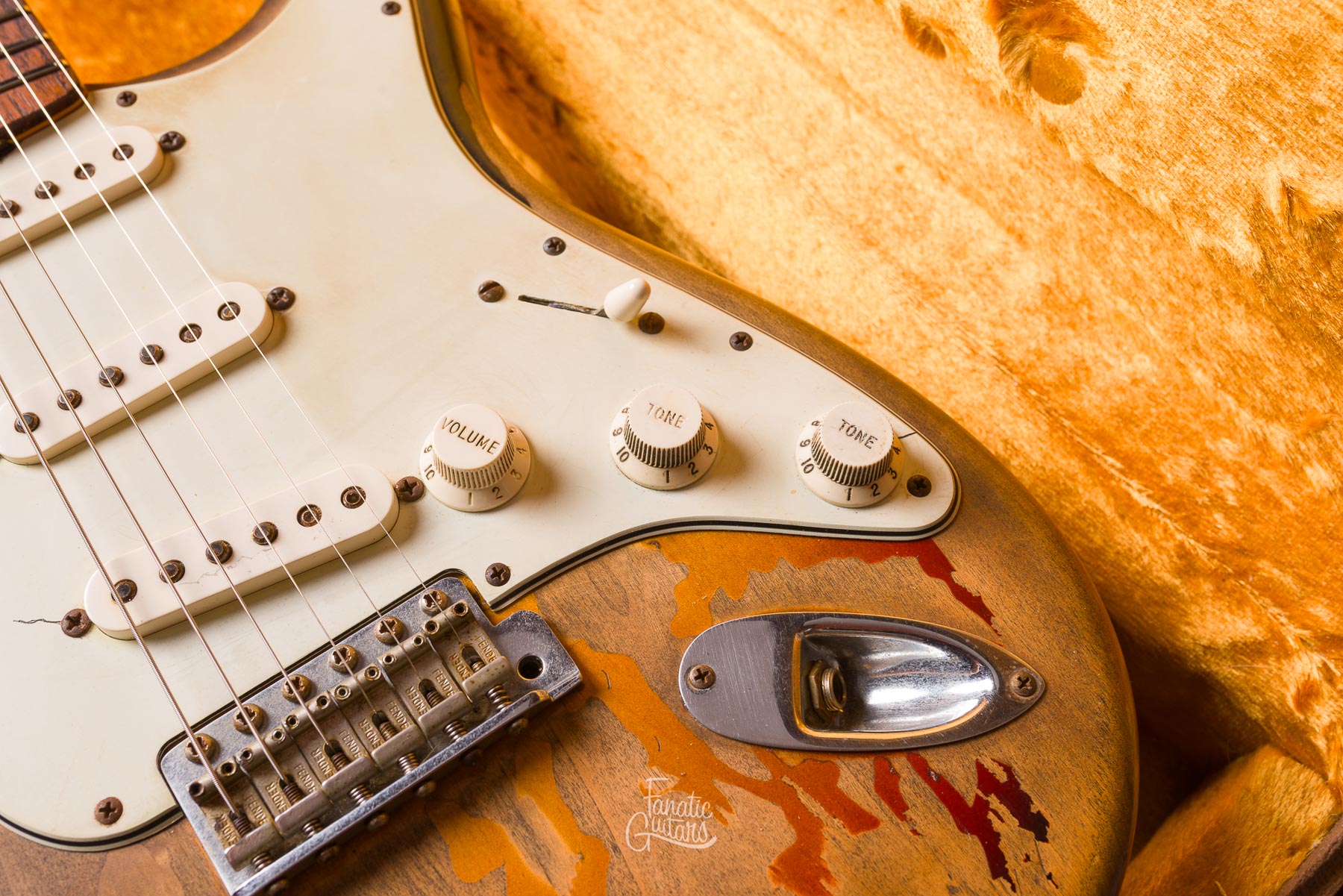 Fender Custom Shop Rory Gallagher Signature Stratocaster Relic - 3-Color Sunburst #R20758 Segunda Mano