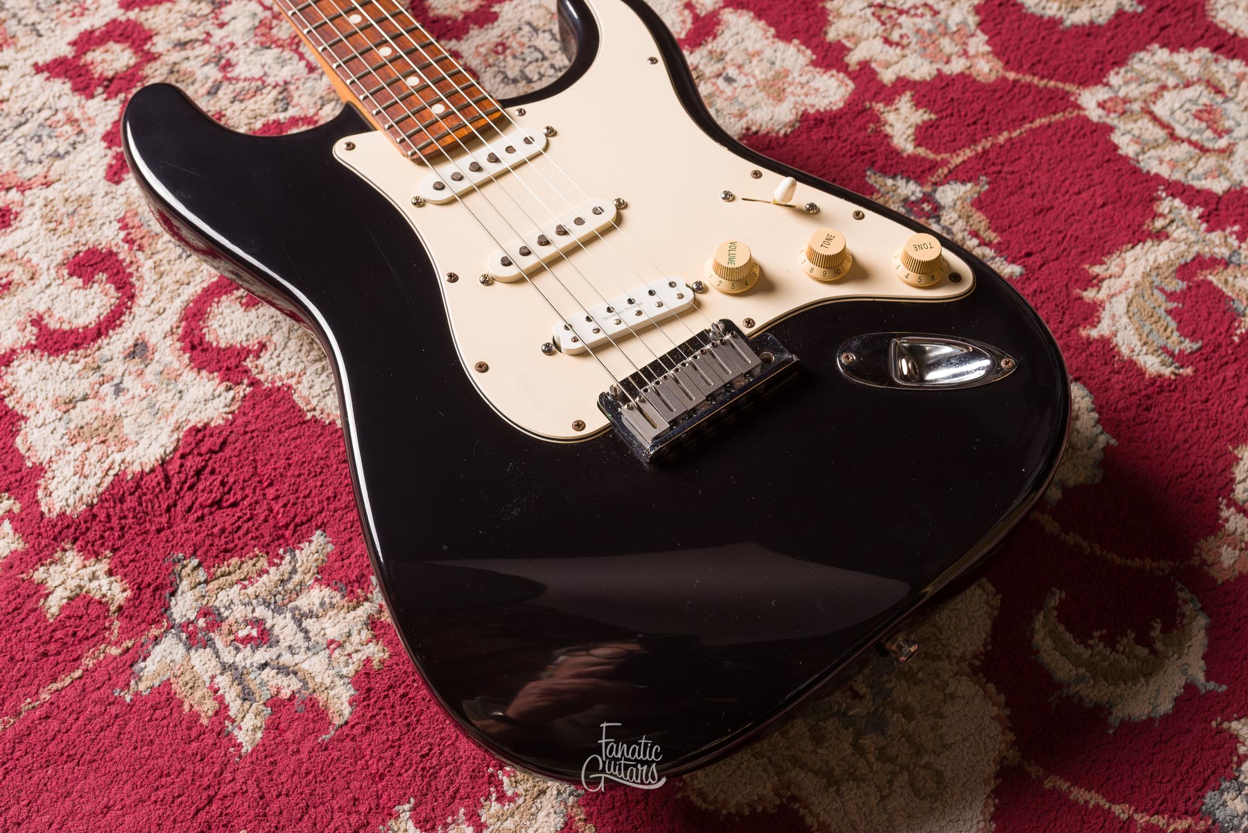 Fender American Standard Stratocaster 1995 - Black #N563632 Segunda Mano