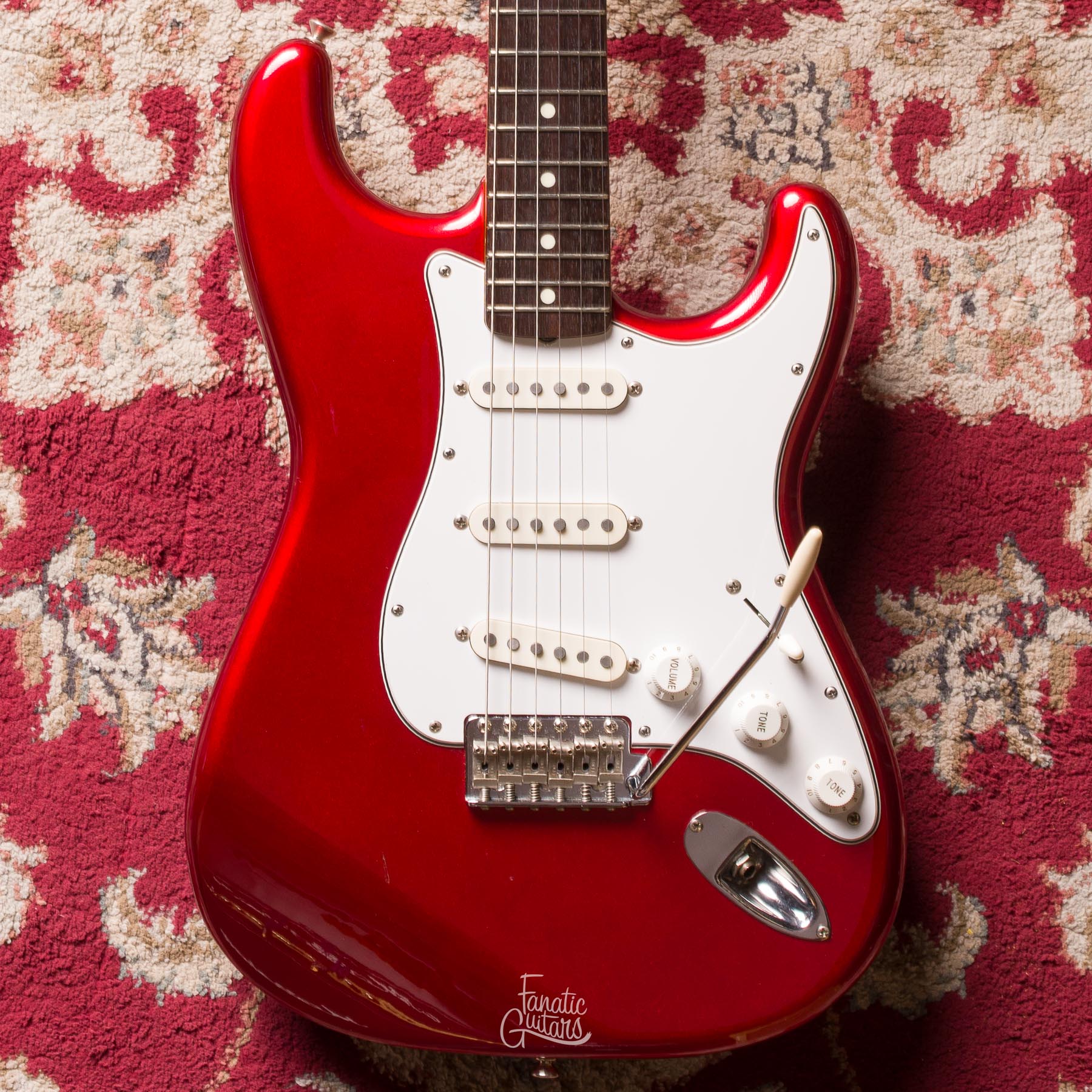 Fender 1985 Stratocaster Japan ST62-55 - Candy Apple Red #A016683 Segunda Mano
