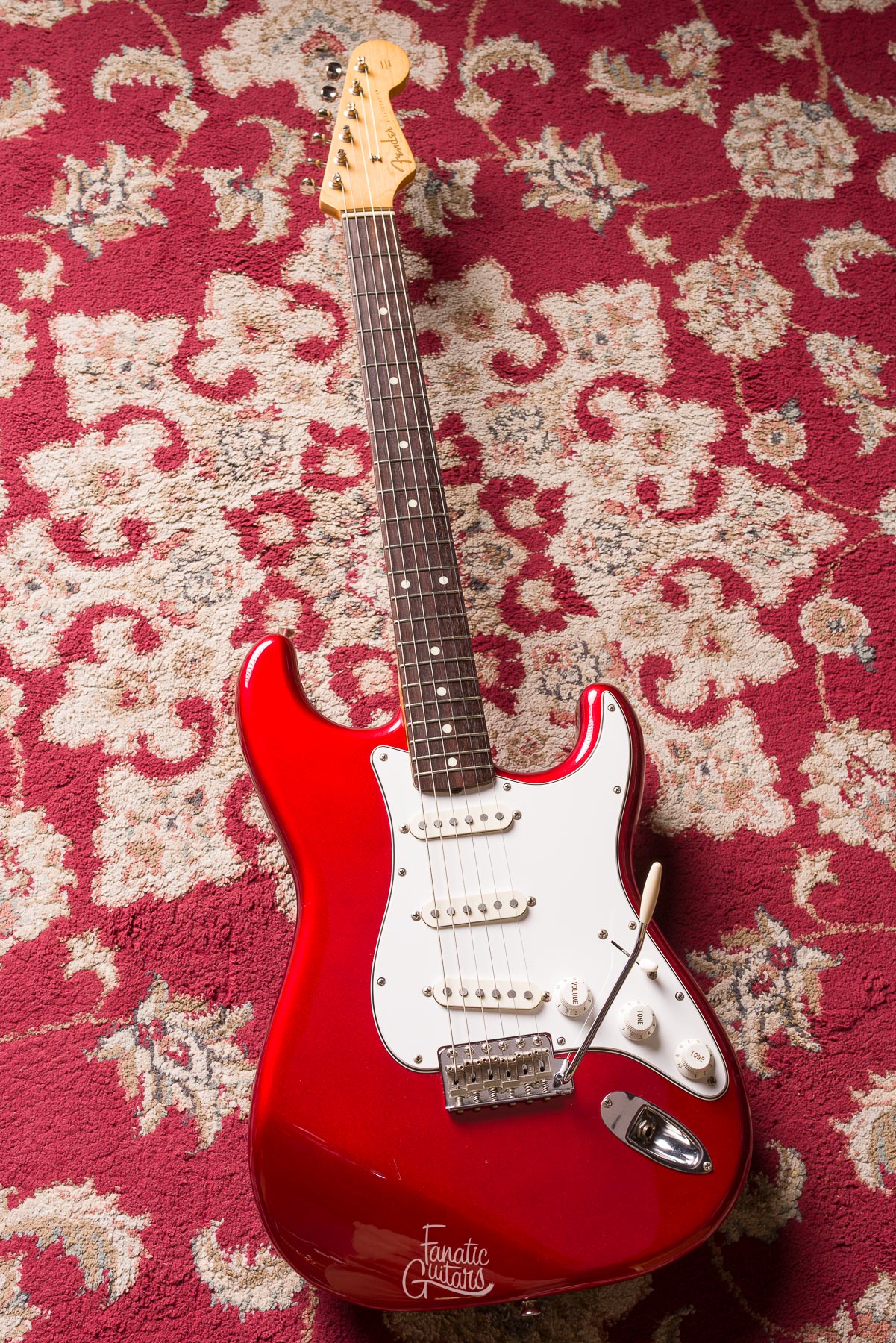 Fender 1985 Stratocaster Japan ST62-55 - Candy Apple Red #A016683 Segunda Mano